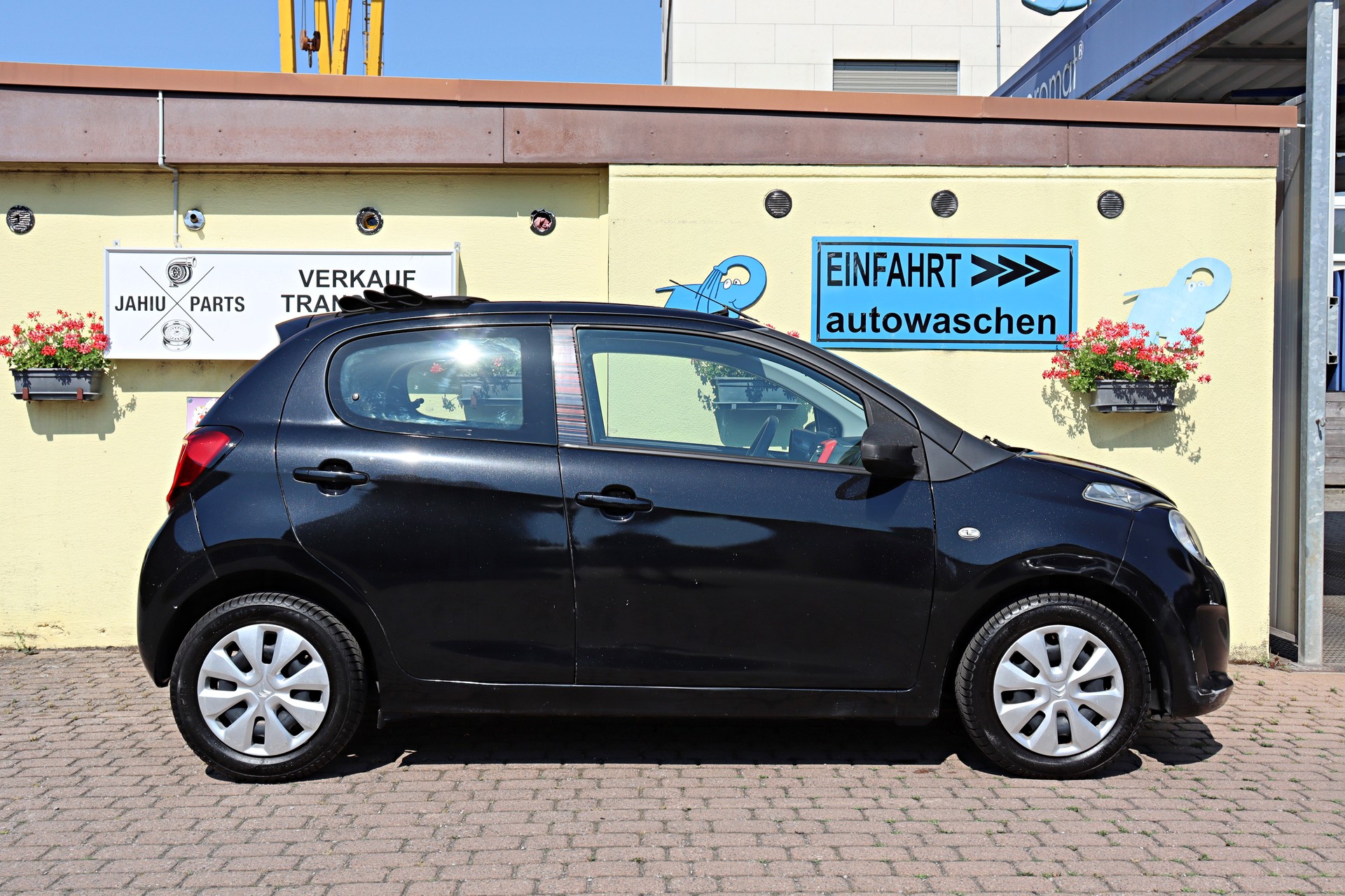 CITROEN C1 1.0 VTi Live-image-4