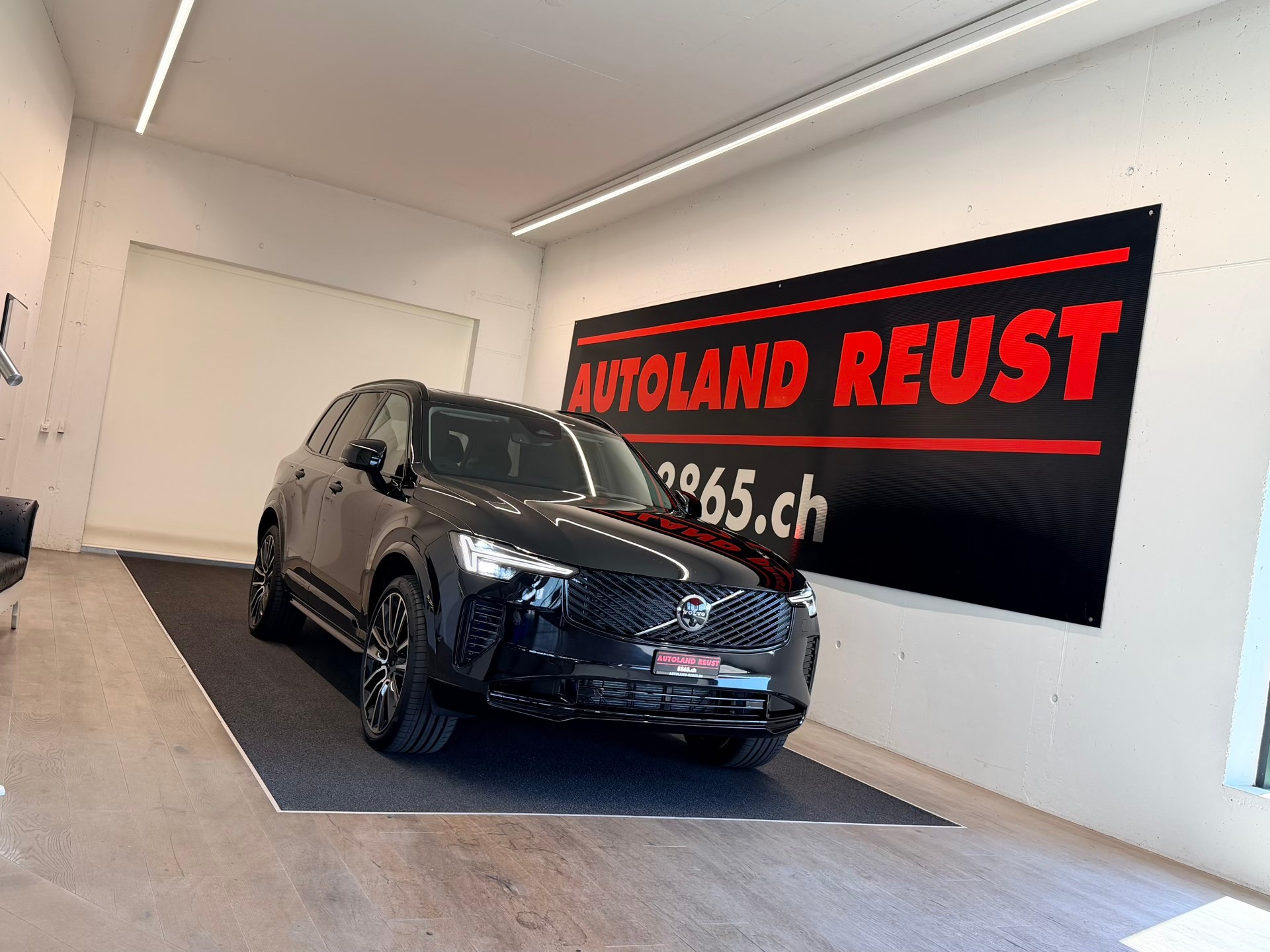 VOLVO XC90 T8 eAWD PluginHybrid Plus Dark Geartronic