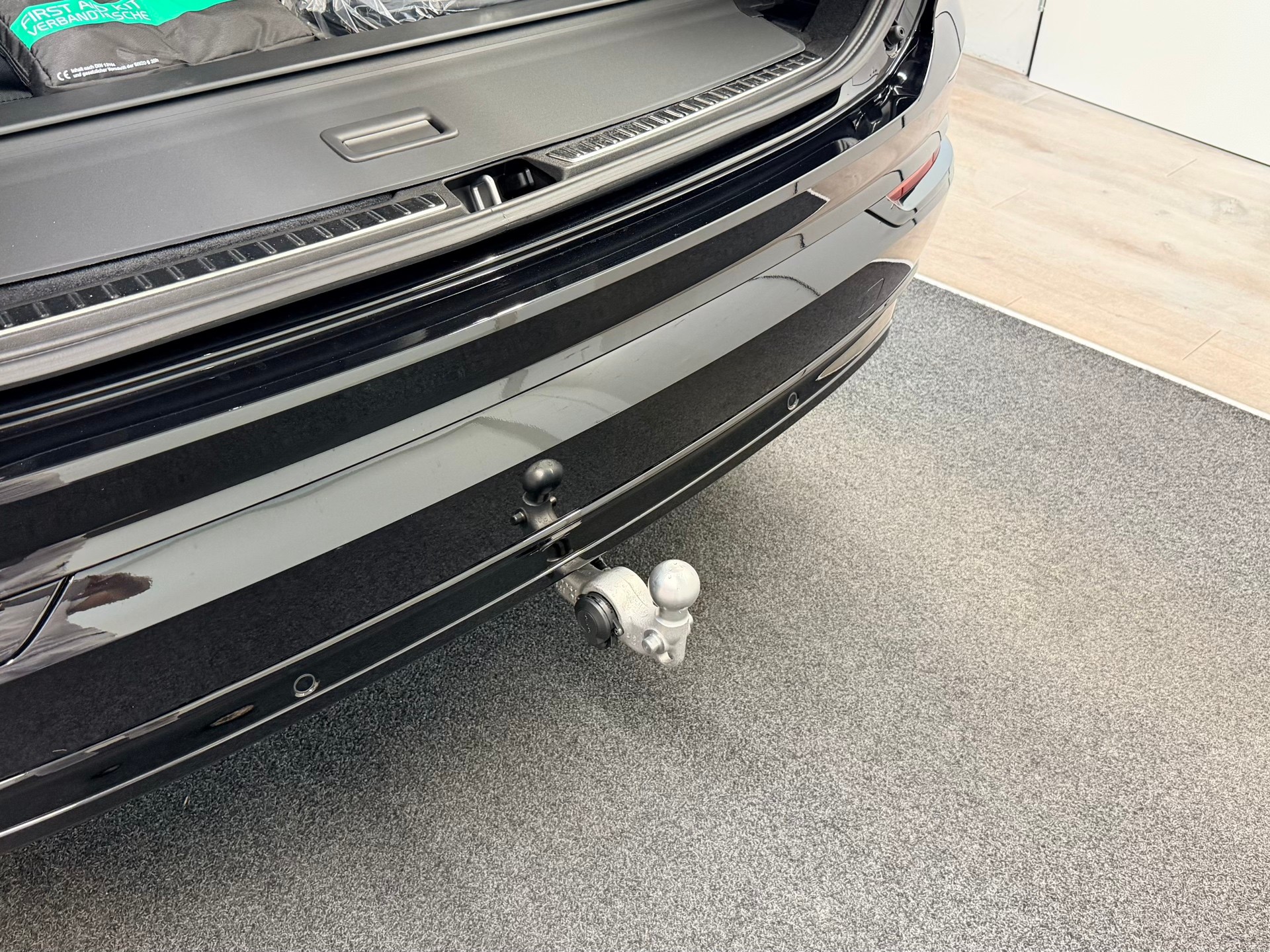 VOLVO XC90 T8 eAWD PluginHybrid Plus Dark Geartronic-image-10