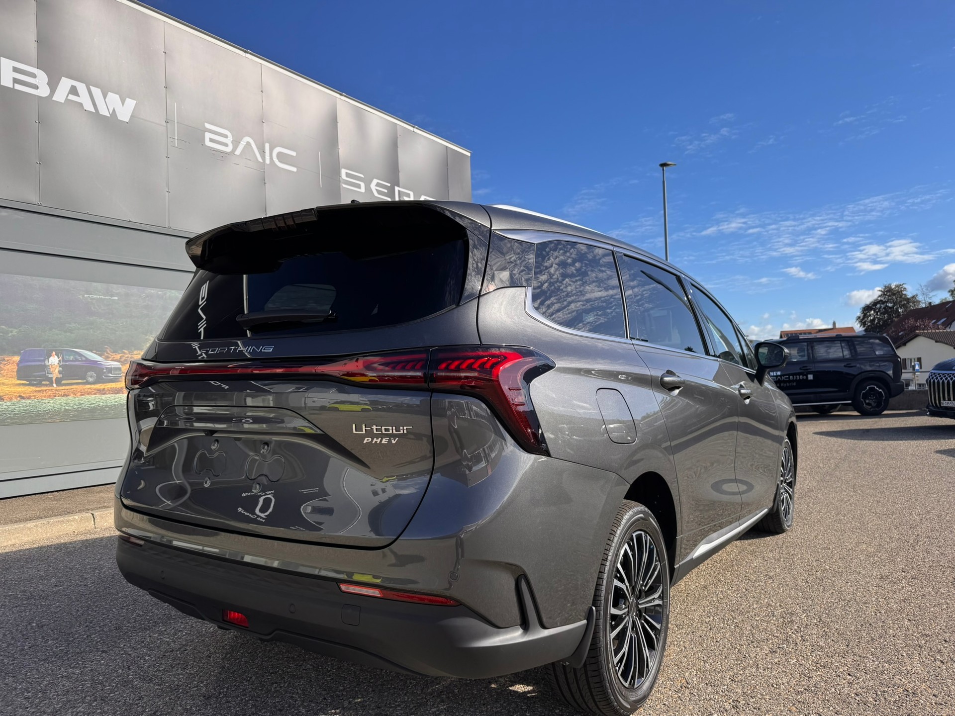 FORTHING 4 U-Tour 1.5 T GDI PHEV-image-2
