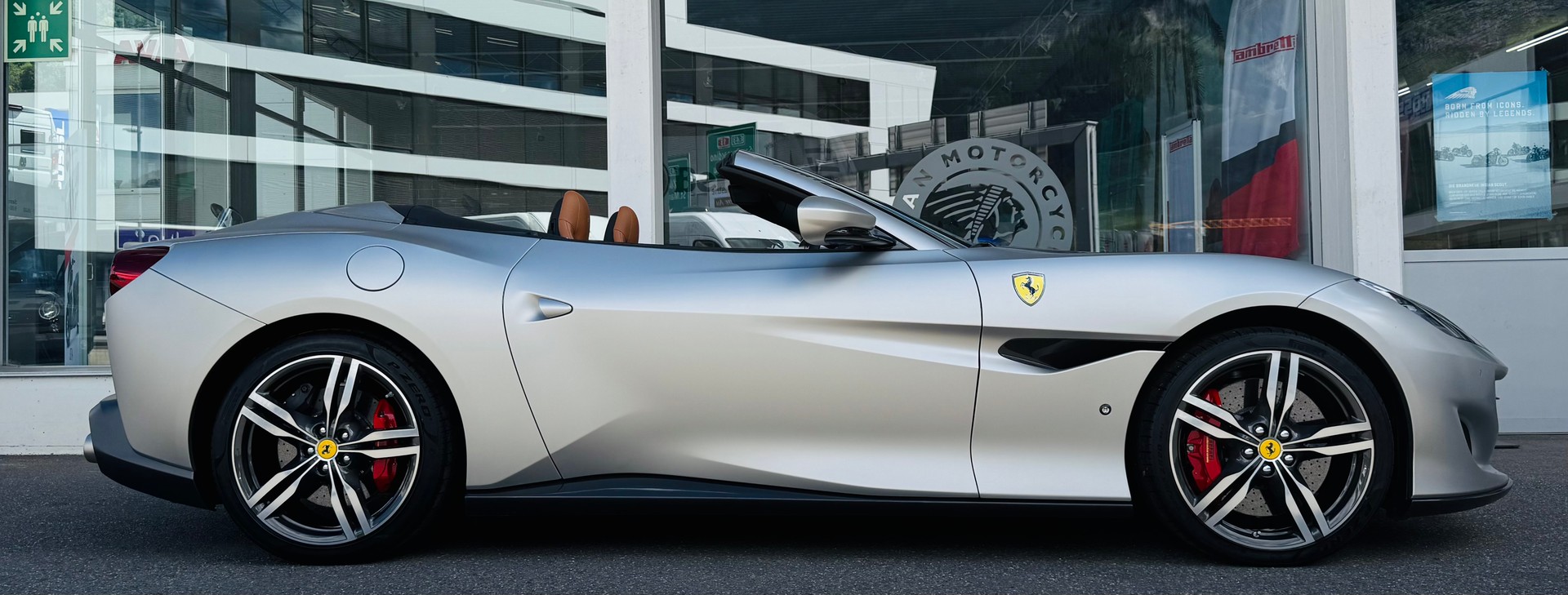 FERRARI Portofino 3.9 V8 T * Atelier Car *-showroom-element-1