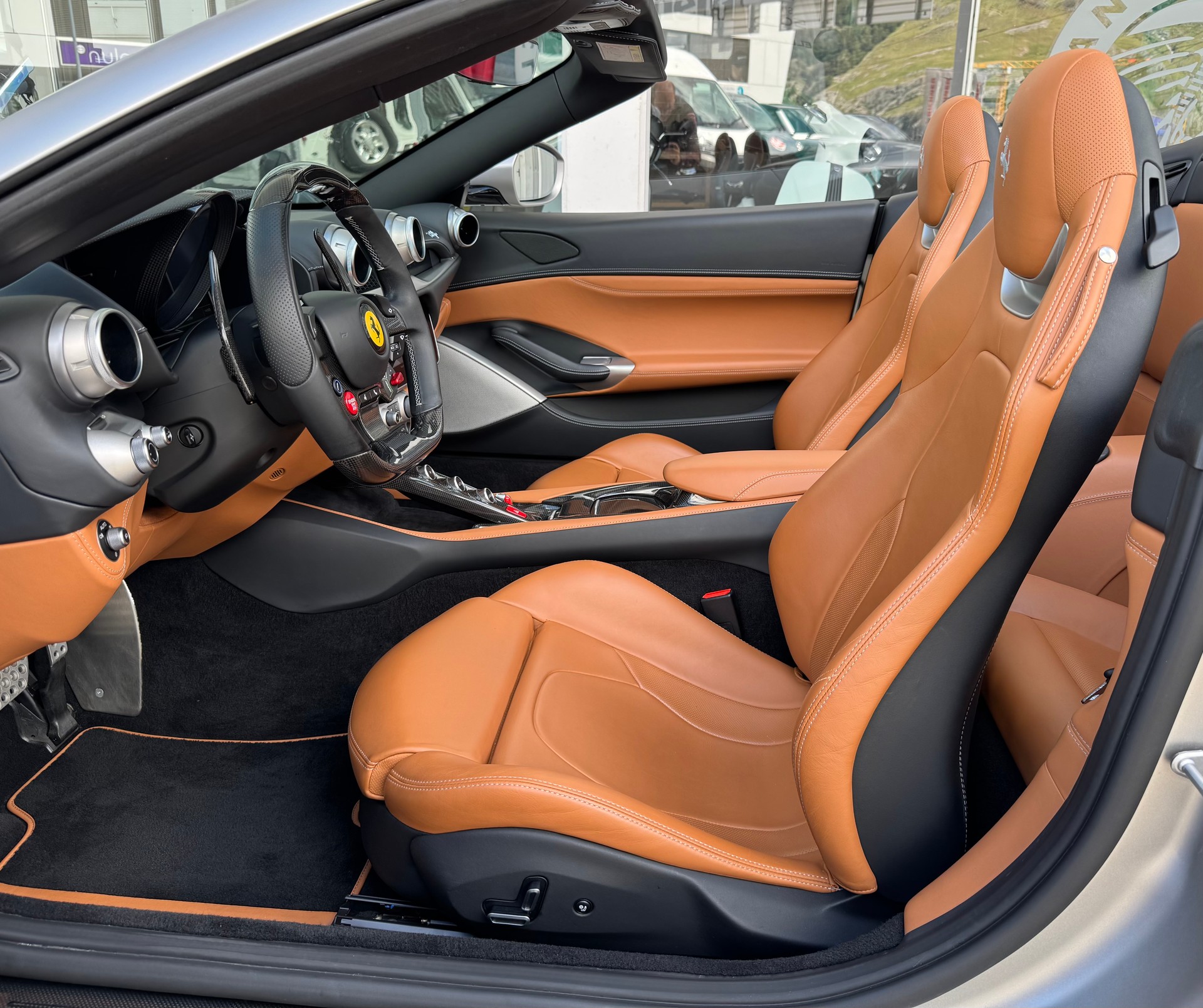 FERRARI Portofino 3.9 V8 T * Atelier Car *-image-15