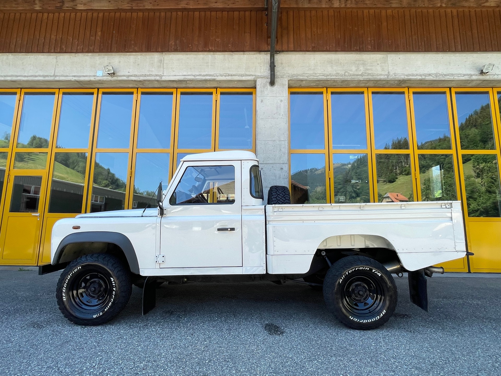 LAND ROVER 110 Td5