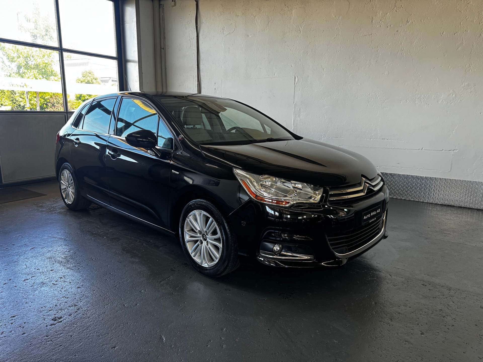 CITROEN C4 1.6 e-HDi Séduction-showroom-element-1
