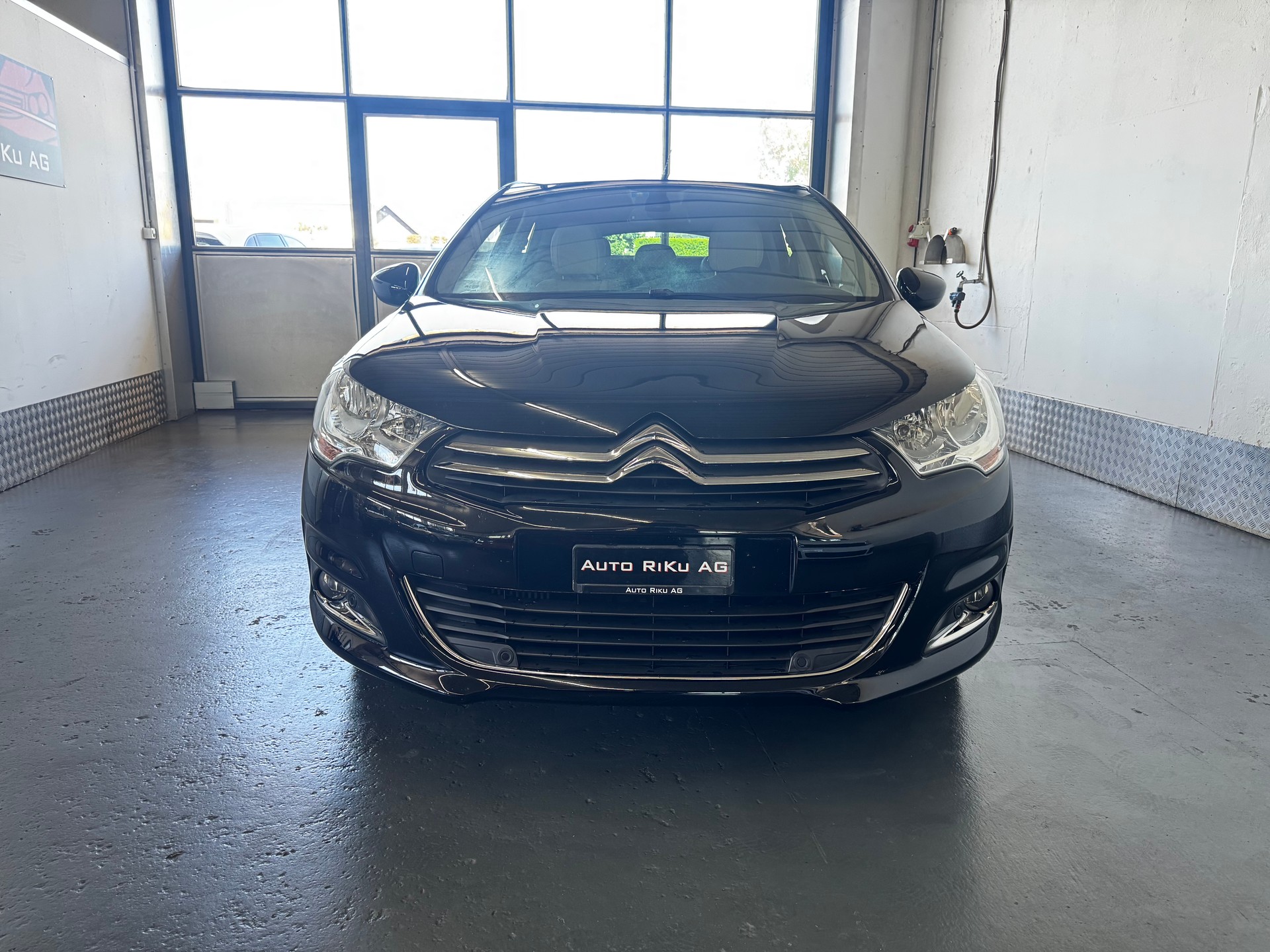 CITROEN C4 1.6 e-HDi Séduction-showroom-element-3