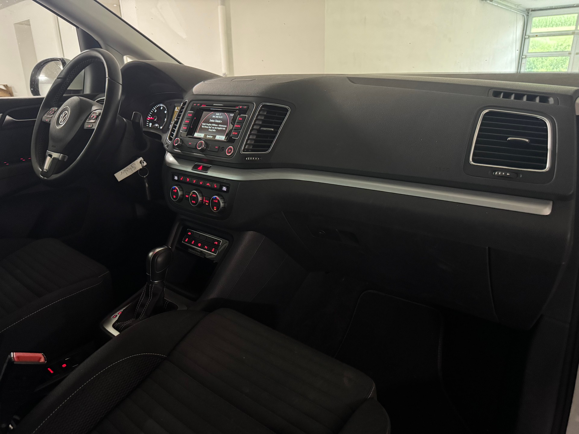 VW Sharan 2.0 TDI BlueMotion Technology Cup DSG-image-10