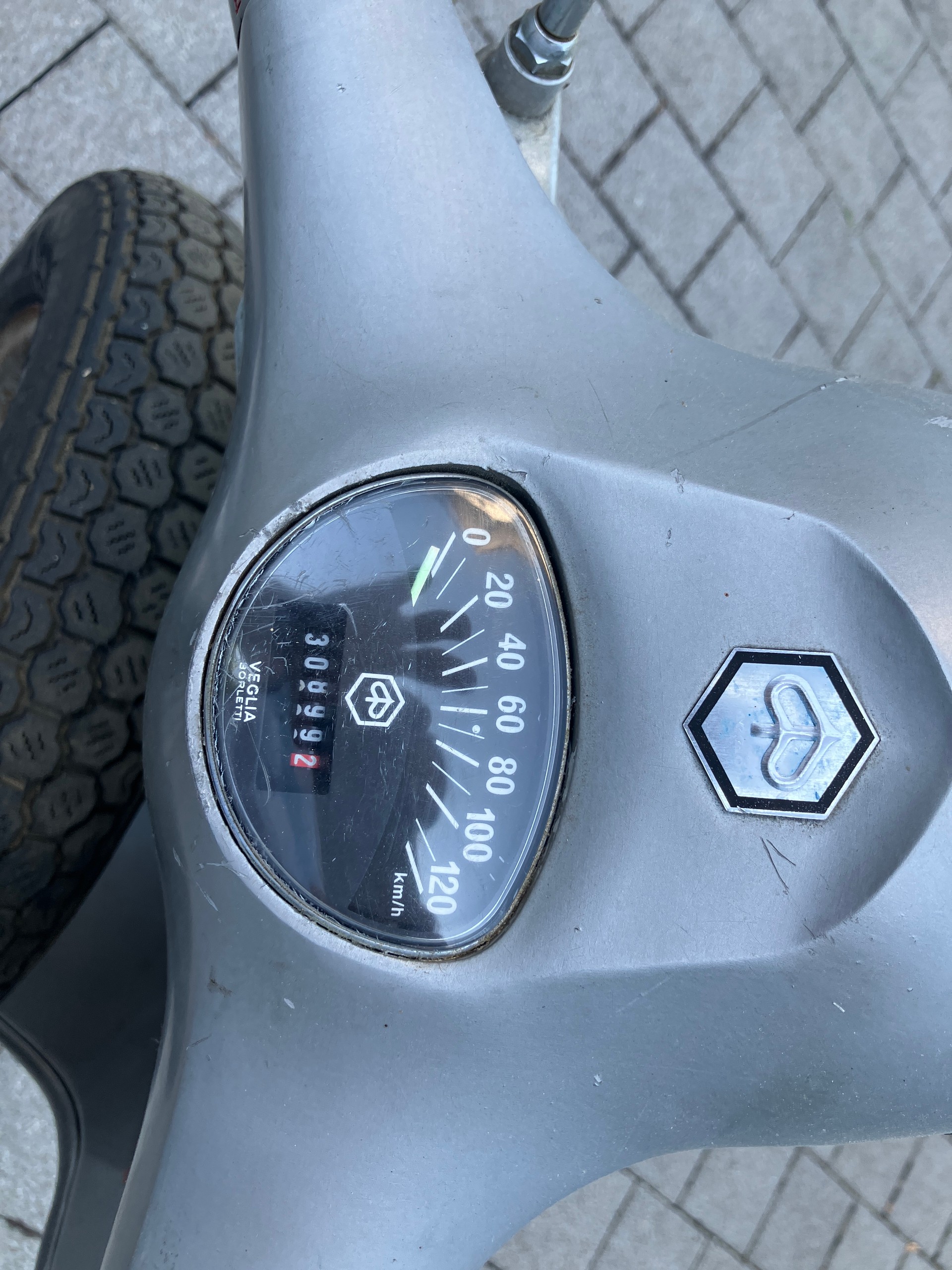 PIAGGIO 125 GTR-image-1