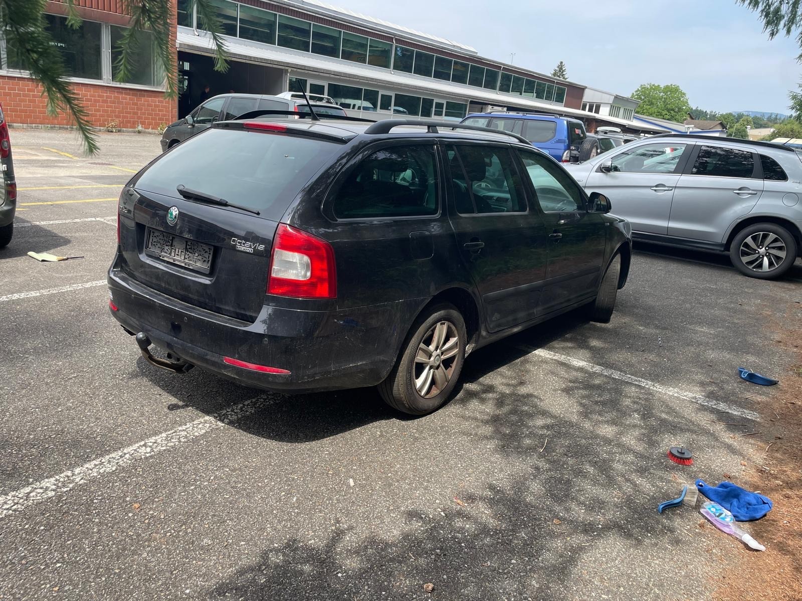 SKODA Octavia Combi 2.0 TDI AllDrive 4x4-image-2