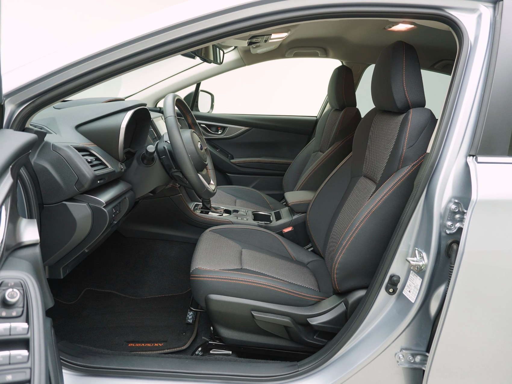 SUBARU XV 2.0i e-Boxer Swiss Plus-image-7