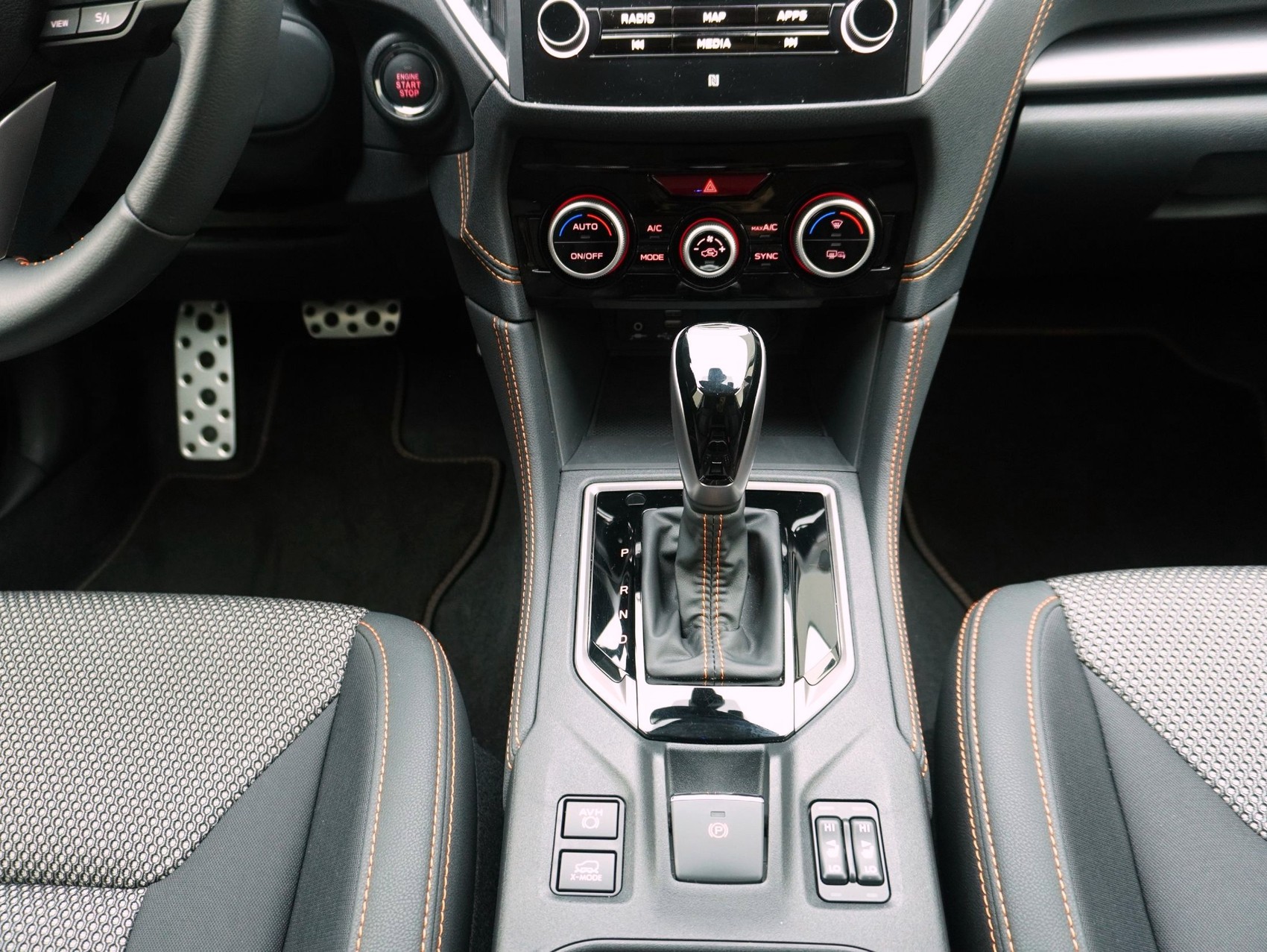 SUBARU XV 2.0i e-Boxer Swiss Plus-image-13