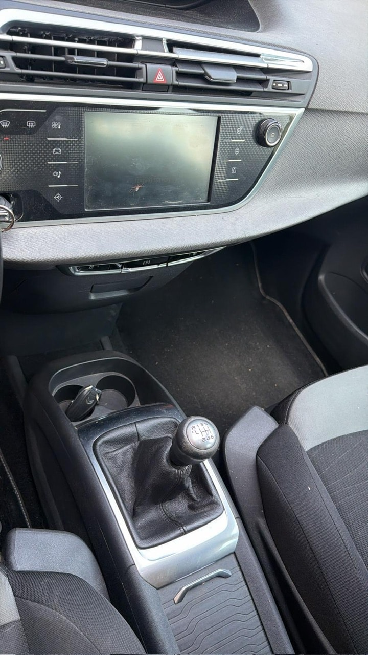 CITROEN Grand C4 Picasso 1.6i 16V THP Exclusive-image-8
