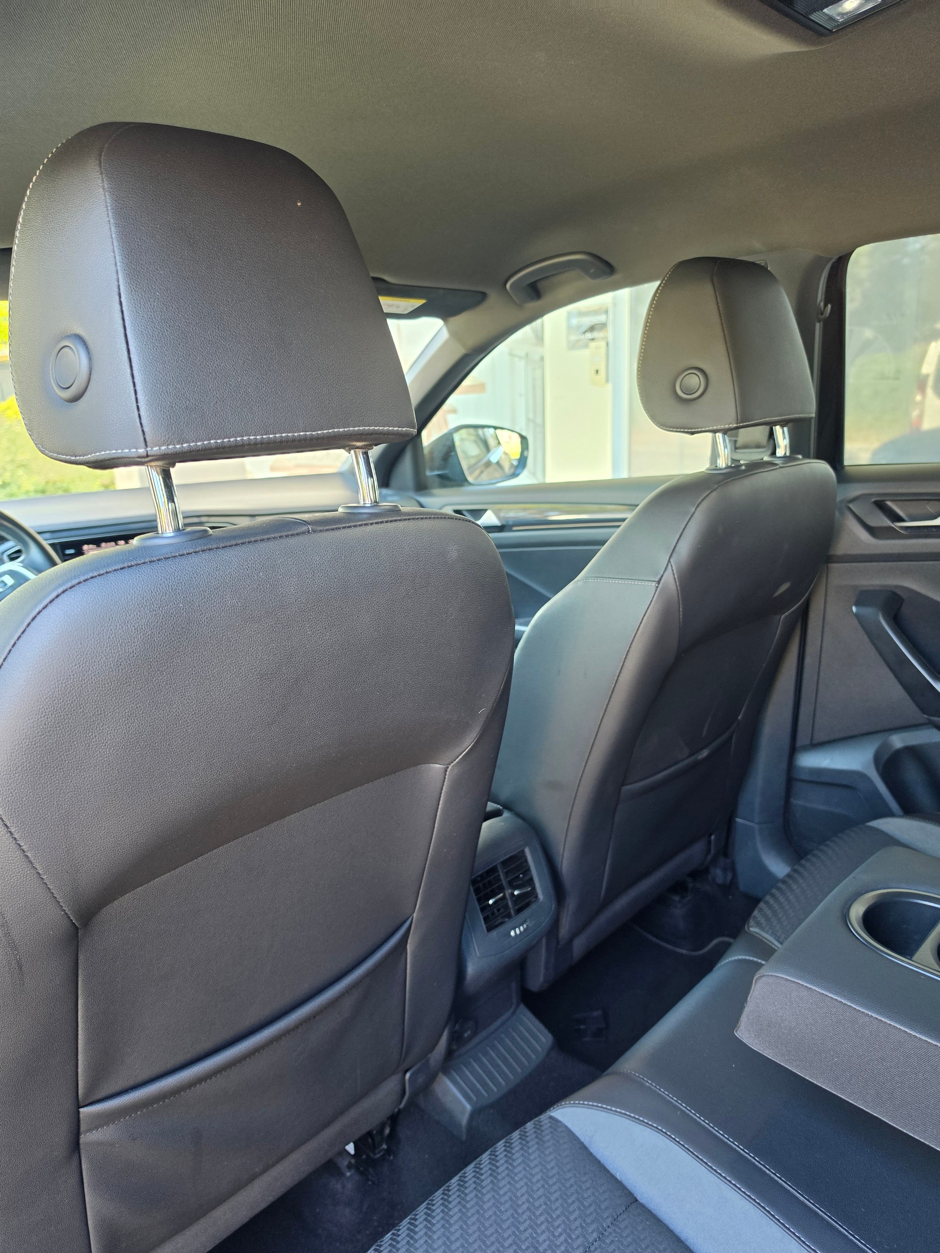VW T-Roc 2.0 TSI Sport DSG 4Motion-image-14