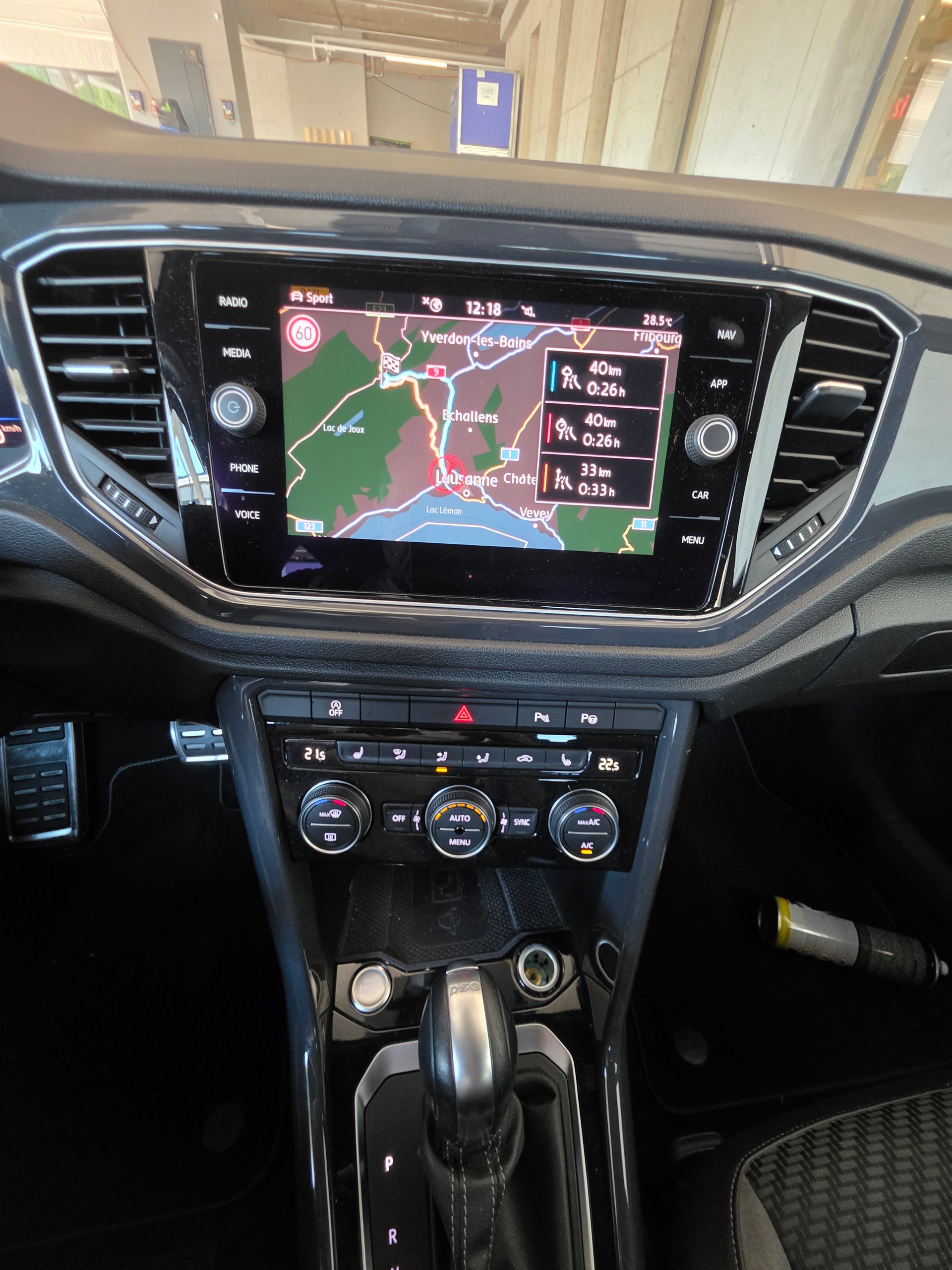 VW T-Roc 2.0 TSI Sport DSG 4Motion-image-8