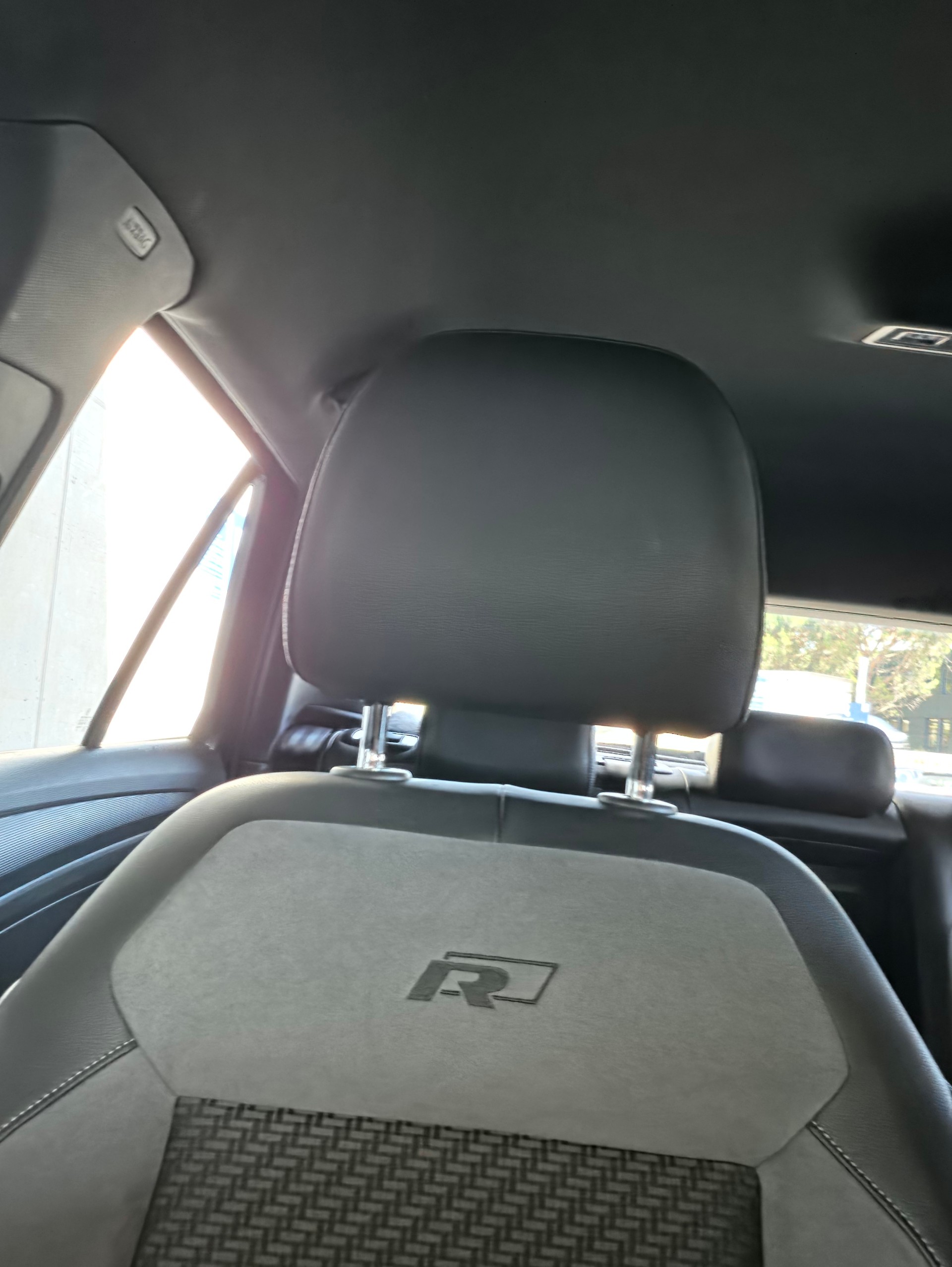VW T-Roc 2.0 TSI Sport DSG 4Motion-image-10