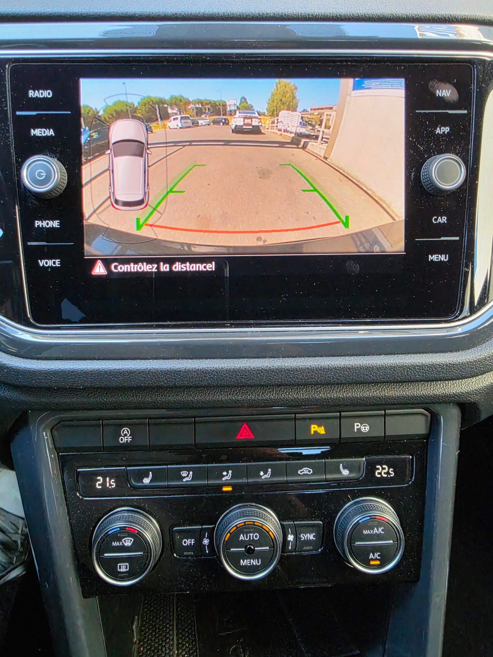 VW T-Roc 2.0 TSI Sport DSG 4Motion-image-11
