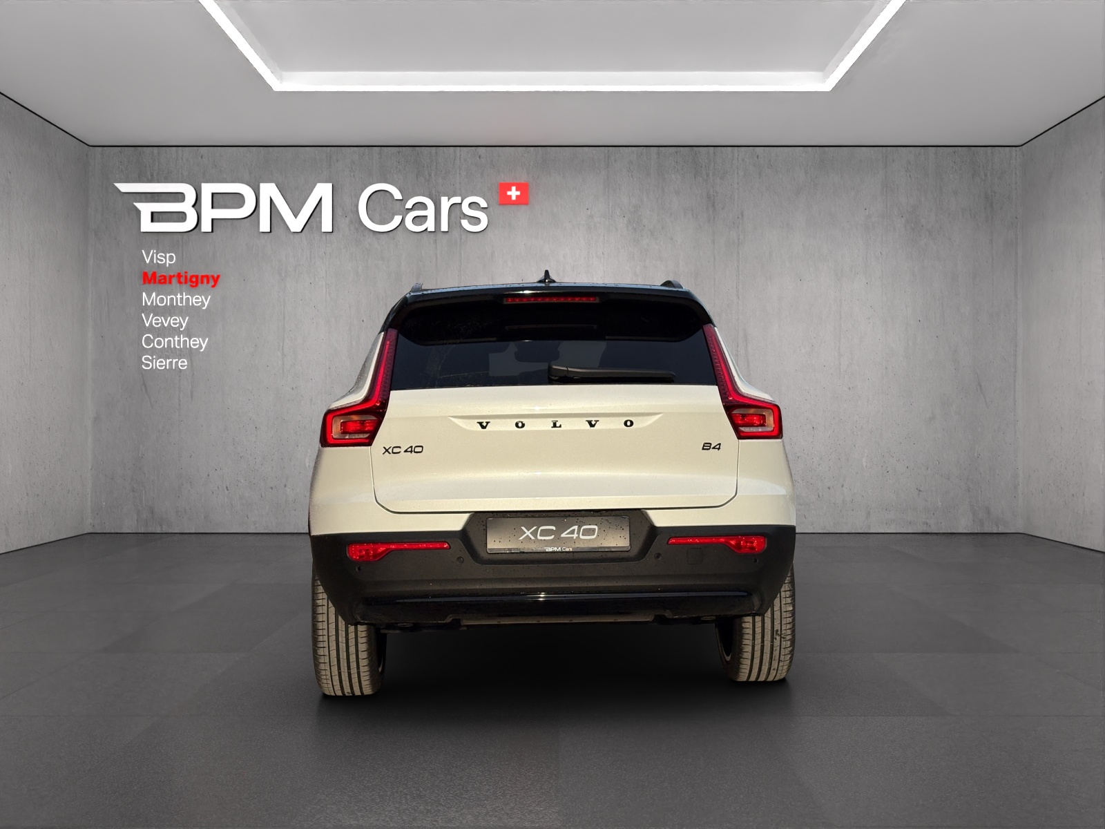 VOLVO XC40 B4 Benzin Mild Hybrid Ultra Black Edition DCT-image-4
