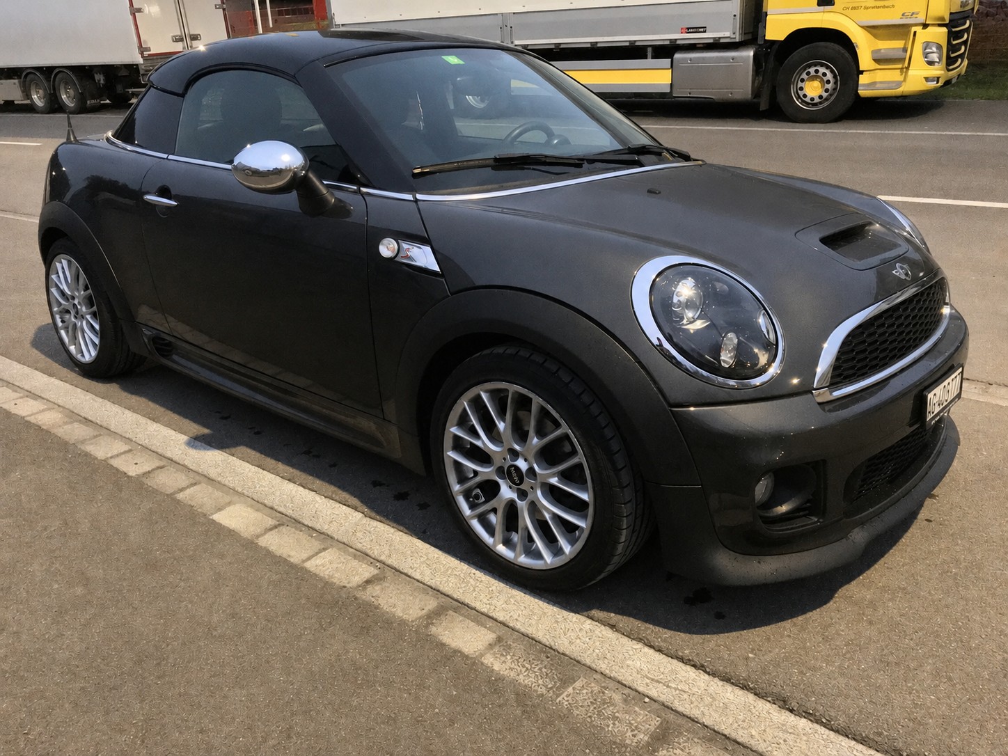 MINI 1.6i Cooper S-image-1