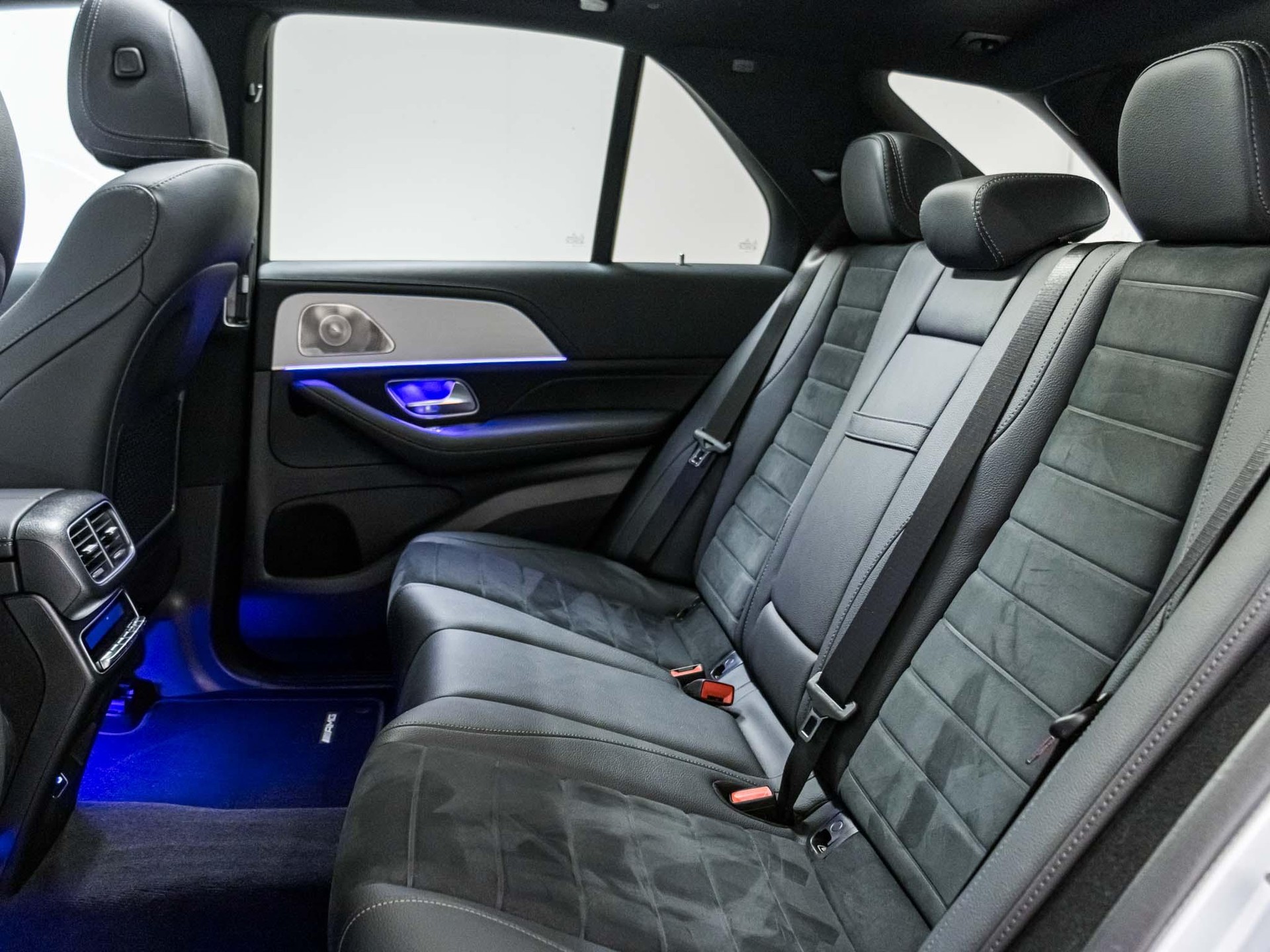MERCEDES-BENZ GLE 350 de 4MATIC-image-7