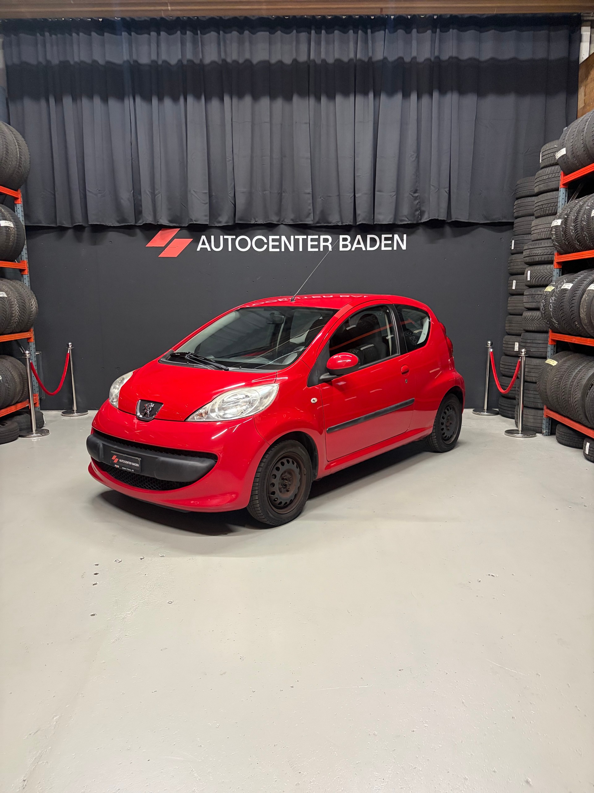 PEUGEOT 107 1.0 Urban