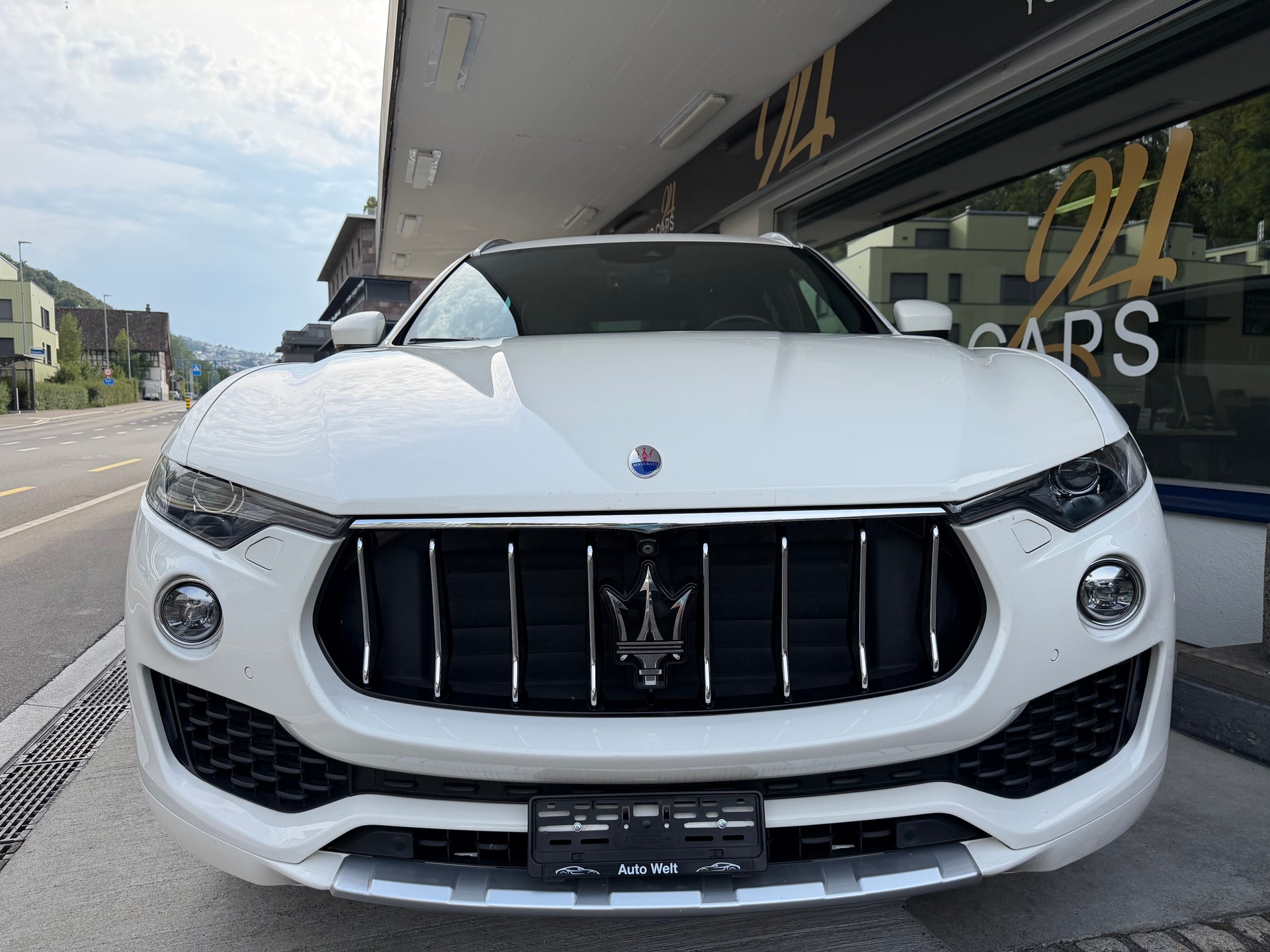 MASERATI Levante S 3.0 V6 Automatica-showroom-element-1