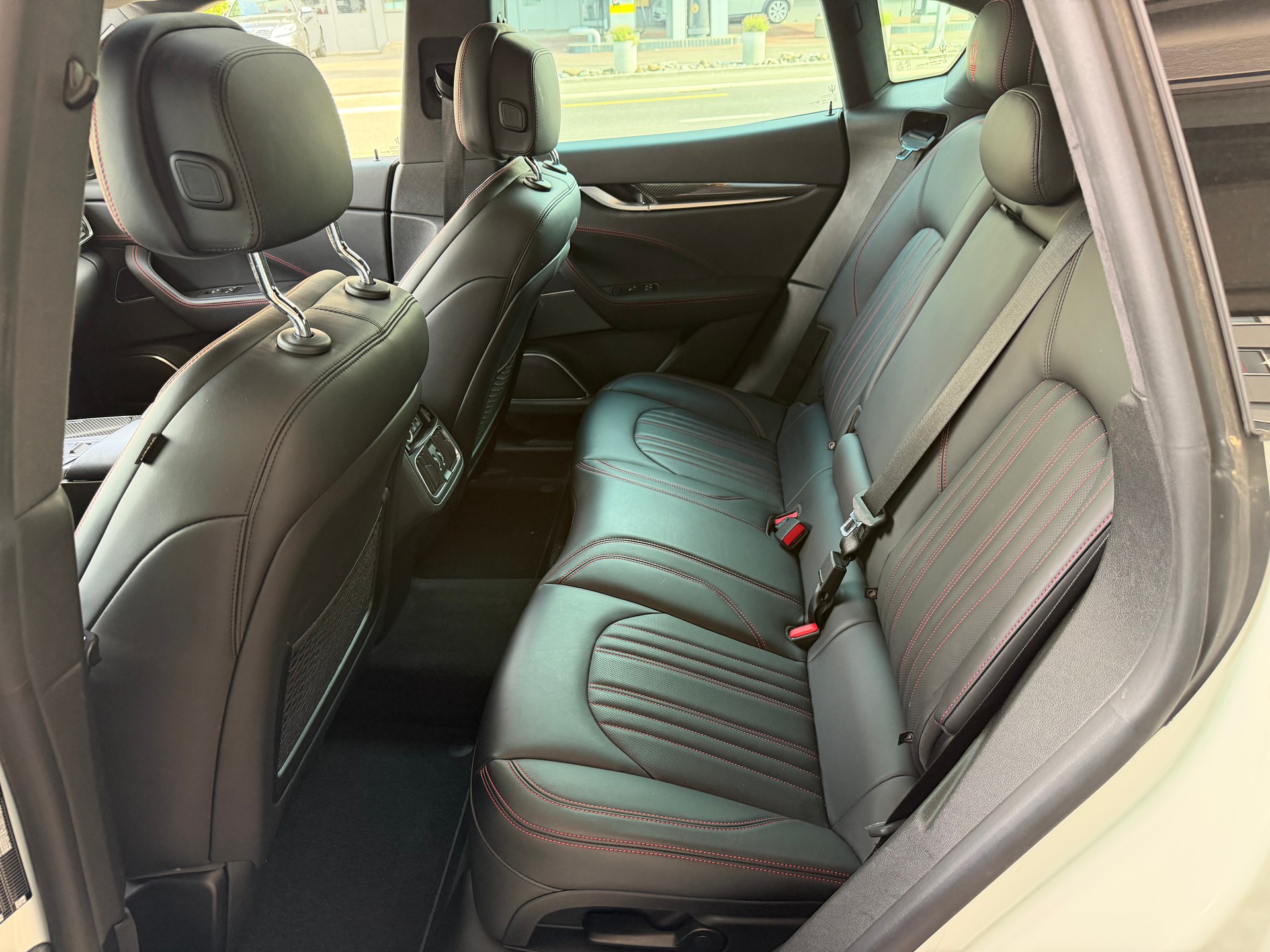MASERATI Levante S 3.0 V6 Automatica-image-8