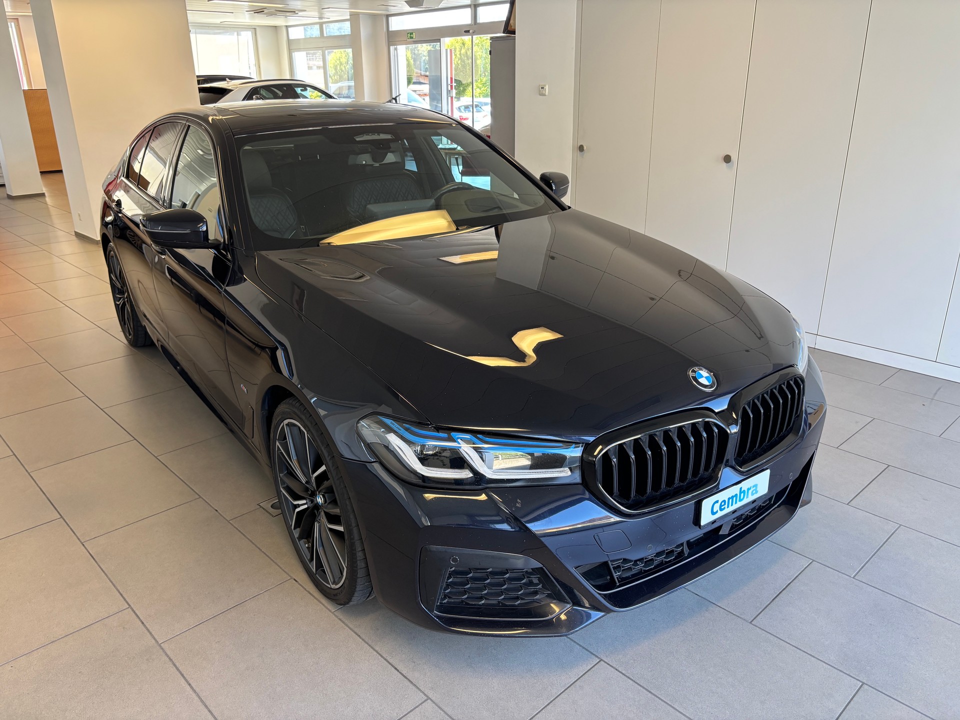 BMW 530d xDrive 48V M Sport Pro Steptronic-showroom-element-1