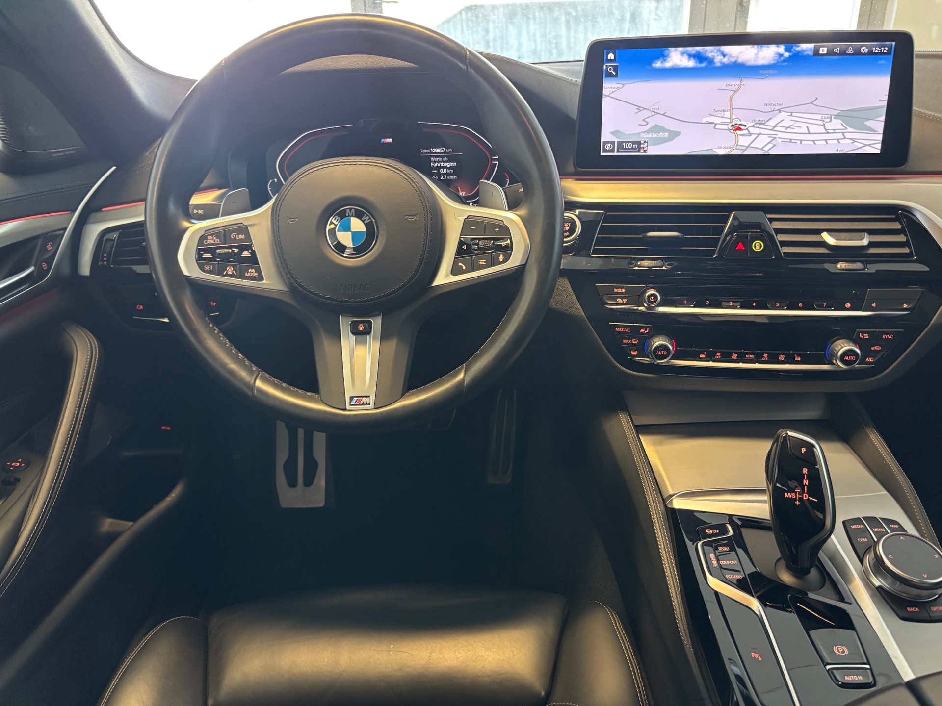 BMW 530d xDrive 48V M Sport Pro Steptronic-image-11