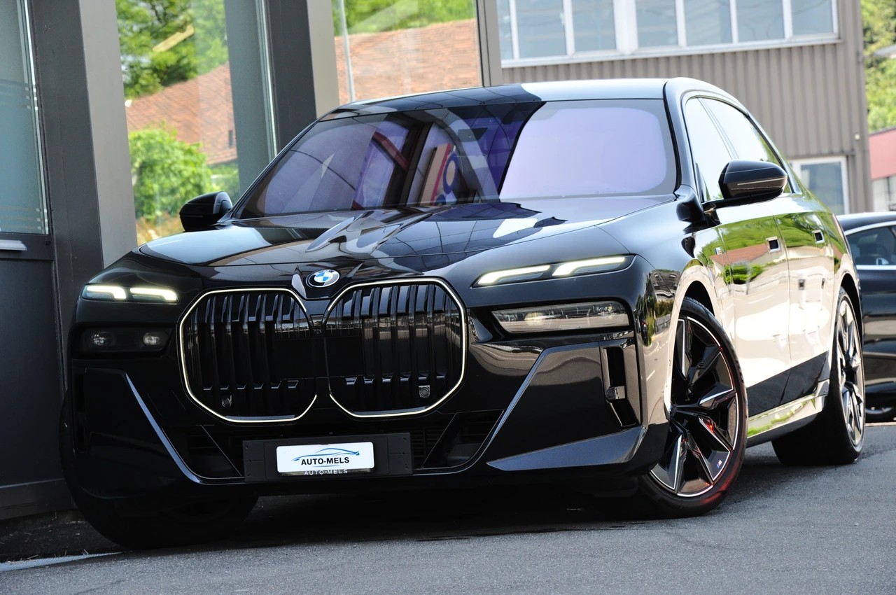 BMW 740d xDrive 48V M Sport Pro Steptronic
