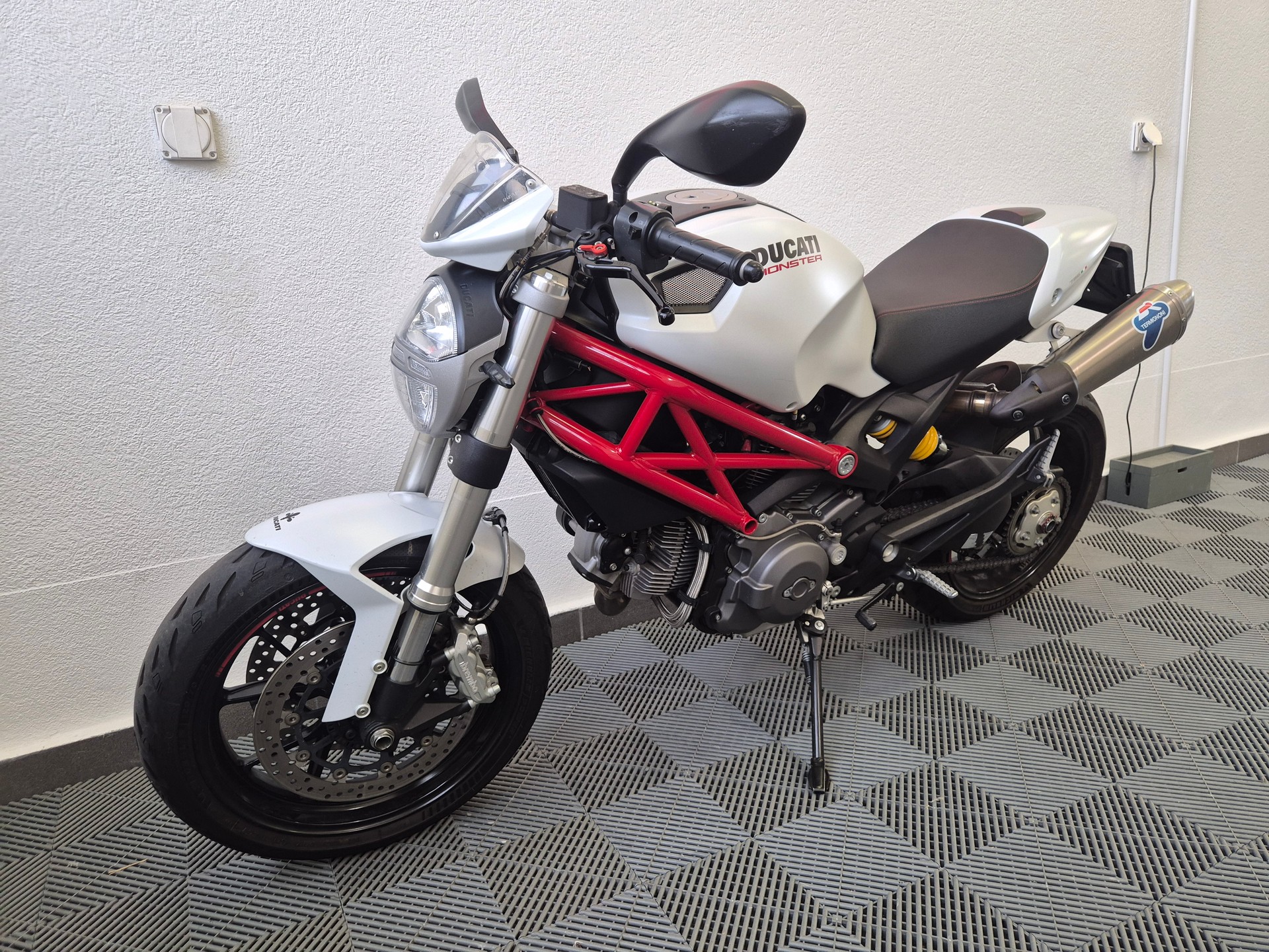 DUCATI Monster 796M ABS-image-11