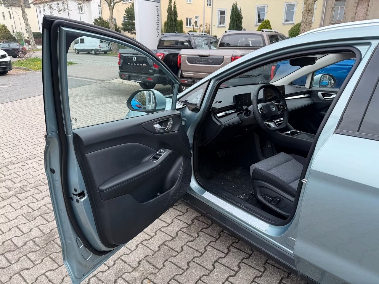 MG 4 Urban 54 kWh "Premium" (grosse Batterie)-showroom-element-1