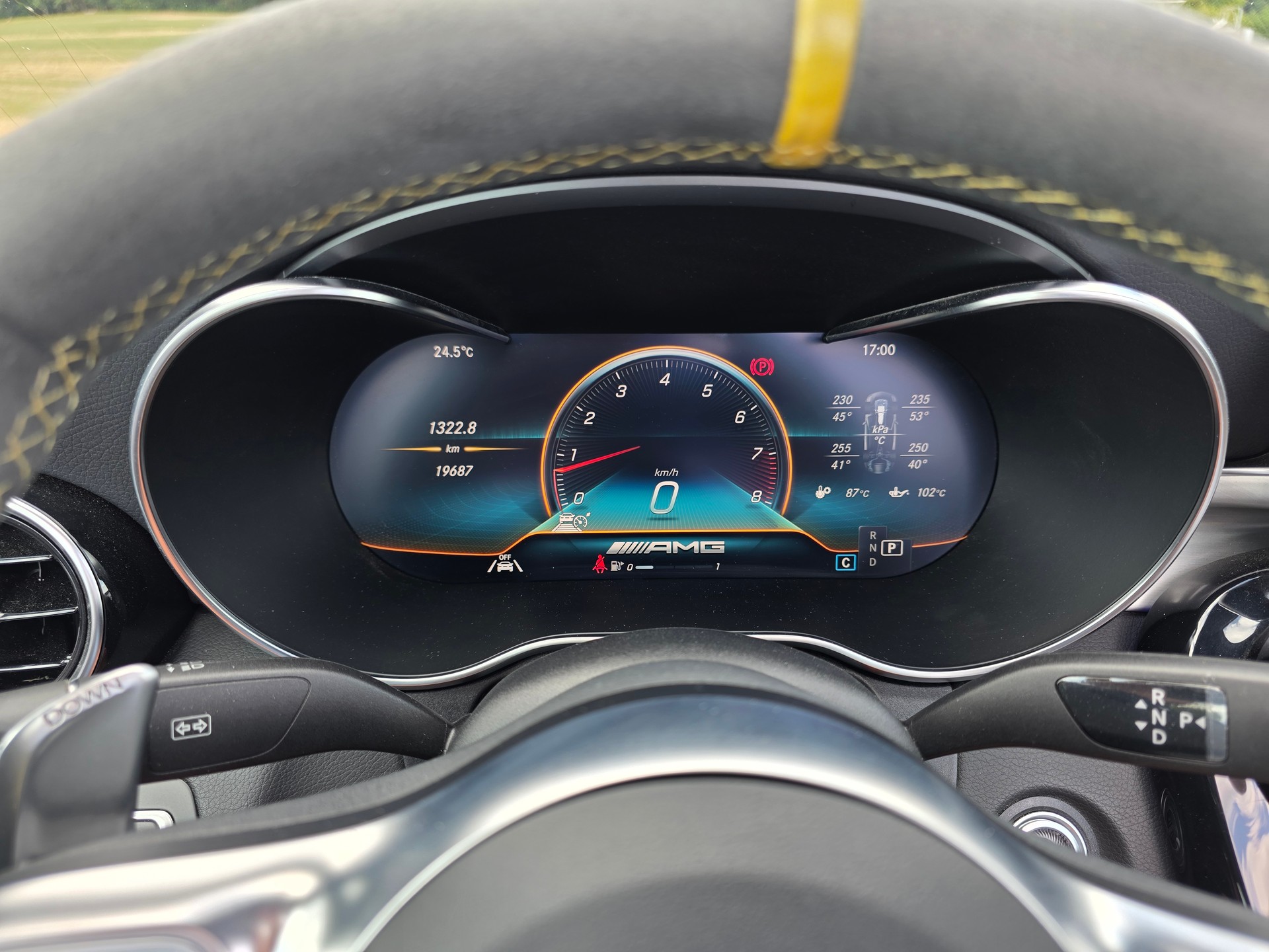MERCEDES-BENZ C 63 S AMG-image-13