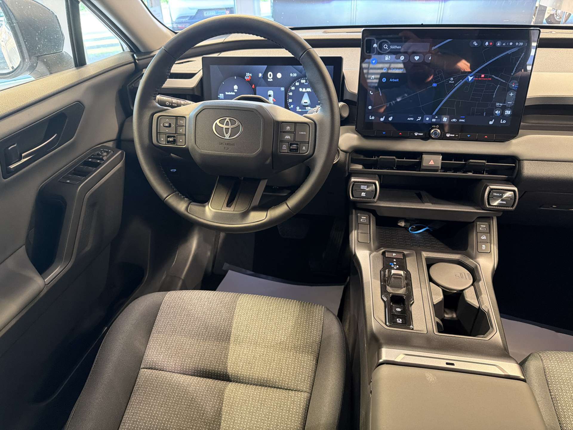 TOYOTA RAV-4 2.5 HSD Trend e-CVT AWD NEUES MODELL Automat-image-4