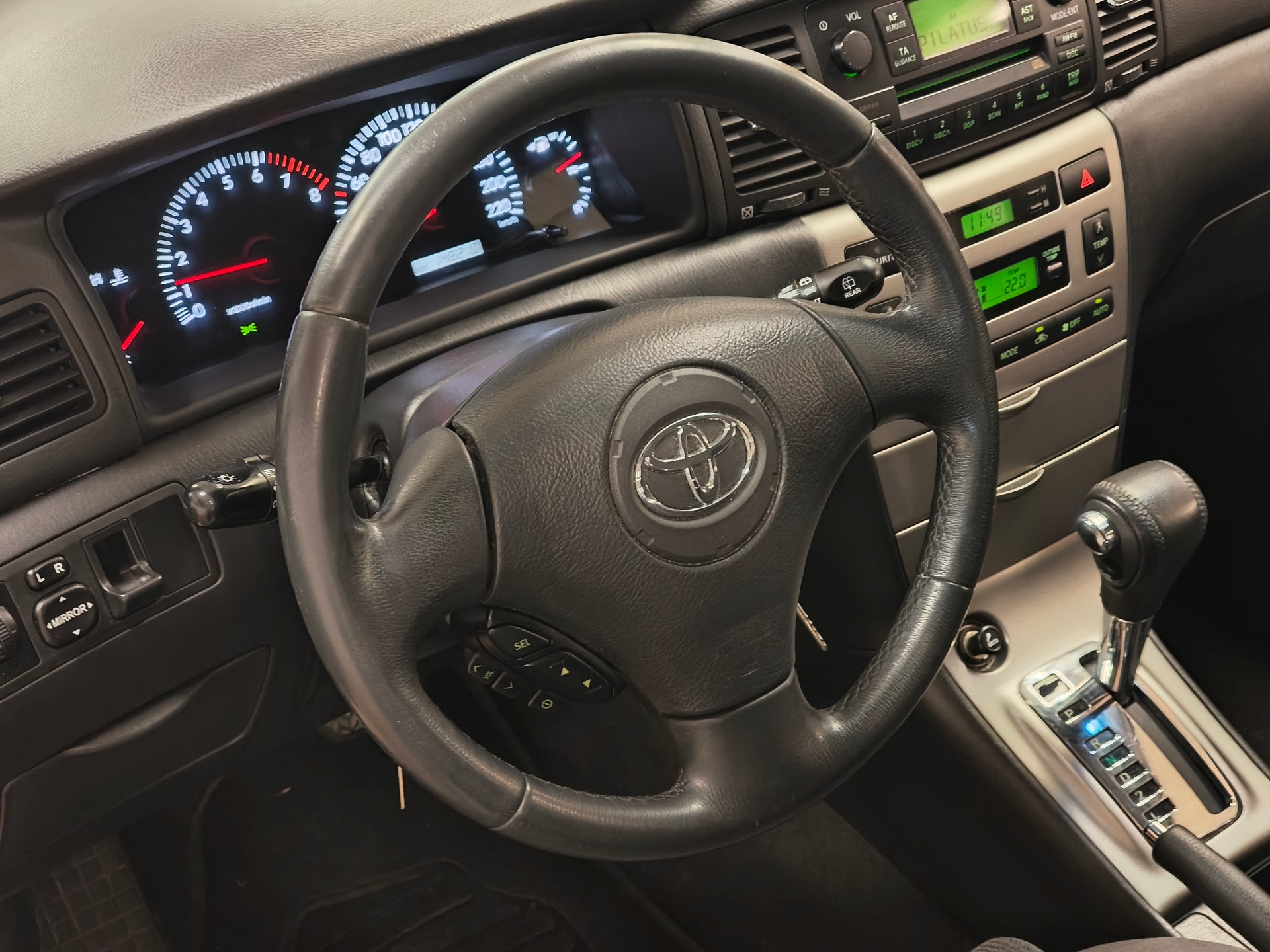 TOYOTA Corolla 1.6 Linea Sol Dynamic-image-17
