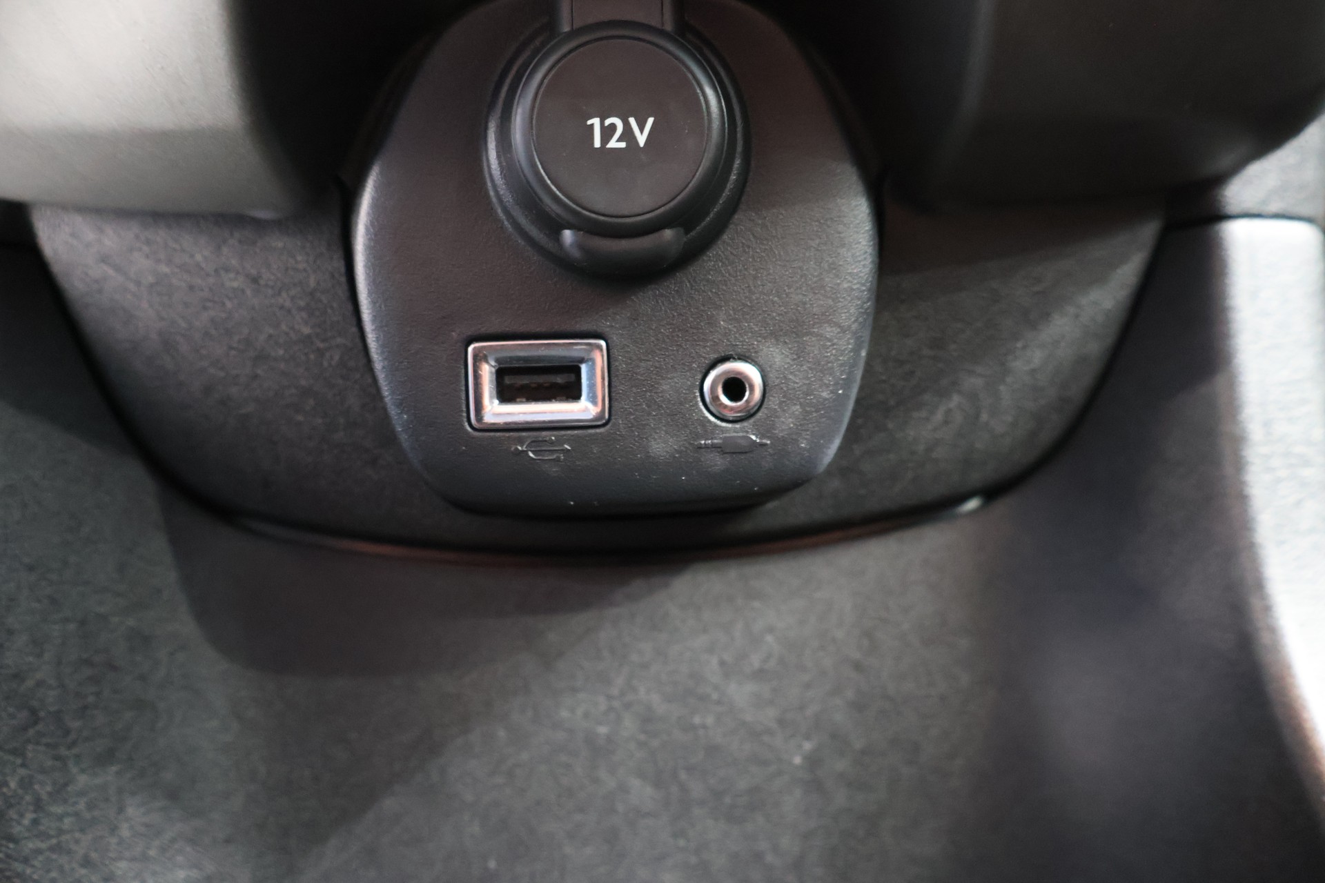 PEUGEOT 108 1.0 VTi Active ETG-image-25