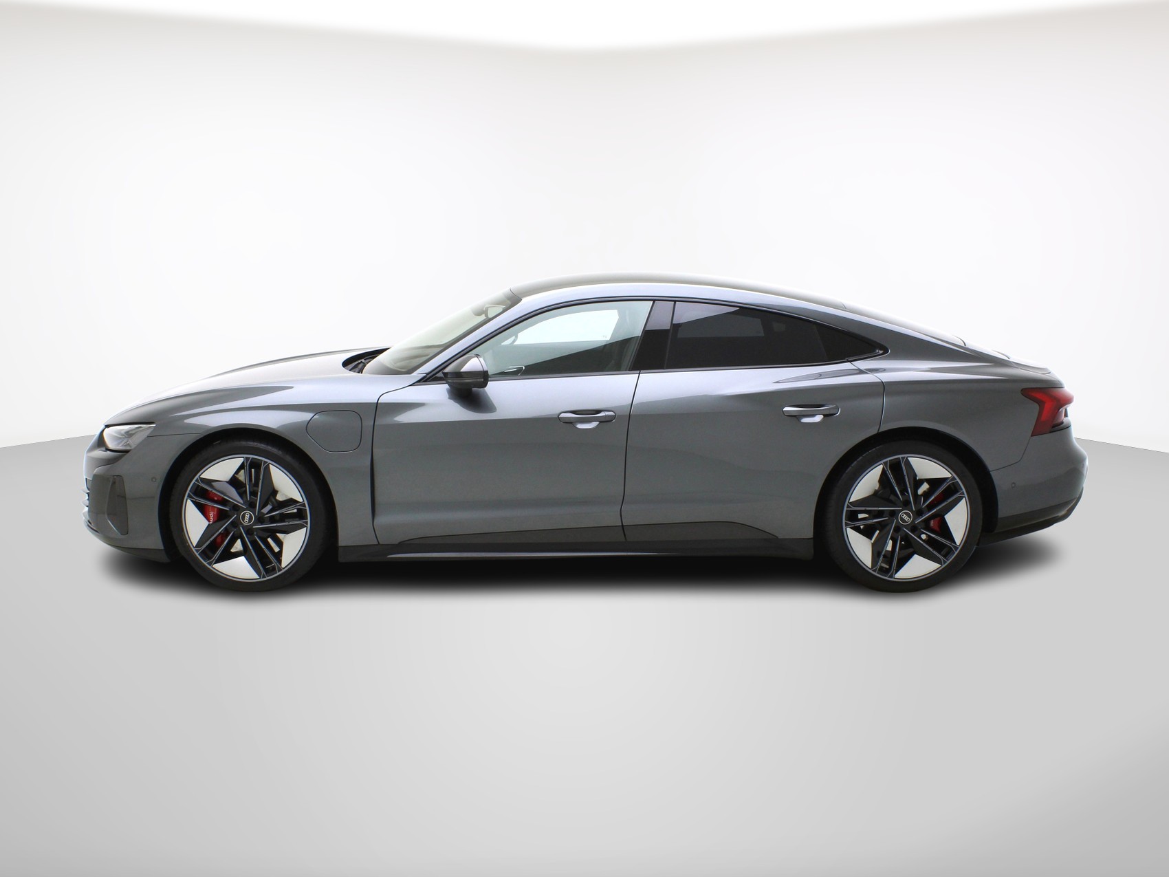 AUDI e-tron GT RS quattro **Carbon Optik / Hinterachslenkung / Matrix / uvm.**-showroom-element-2