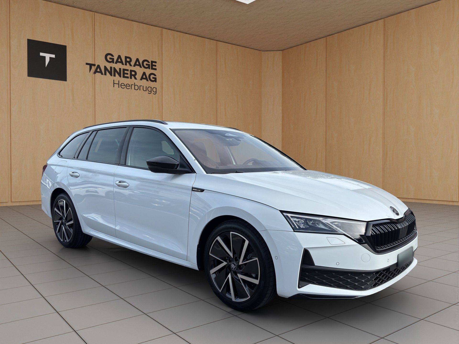 SKODA Octavia Combi 2.0 TSI DSG Sport Line 4x4-showroom-element-2