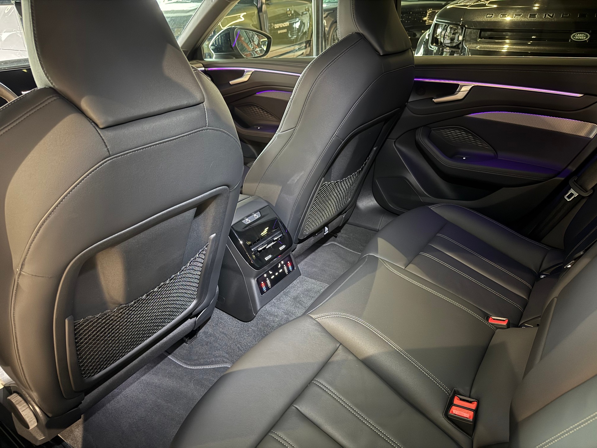 AUDI A6 Avant 40 TDI S line S-tronic-image-7