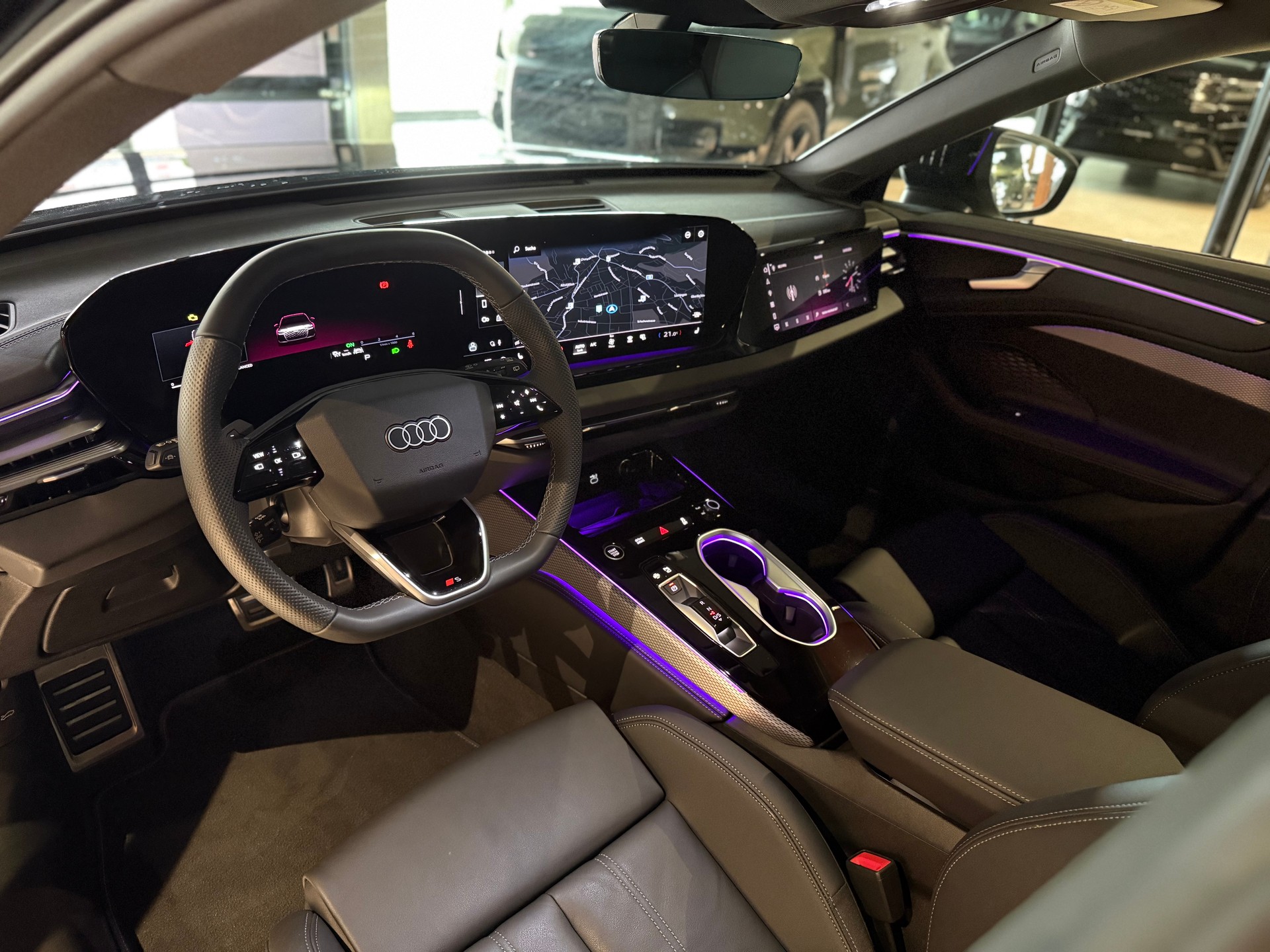 AUDI A6 Avant 40 TDI S line S-tronic-image-14