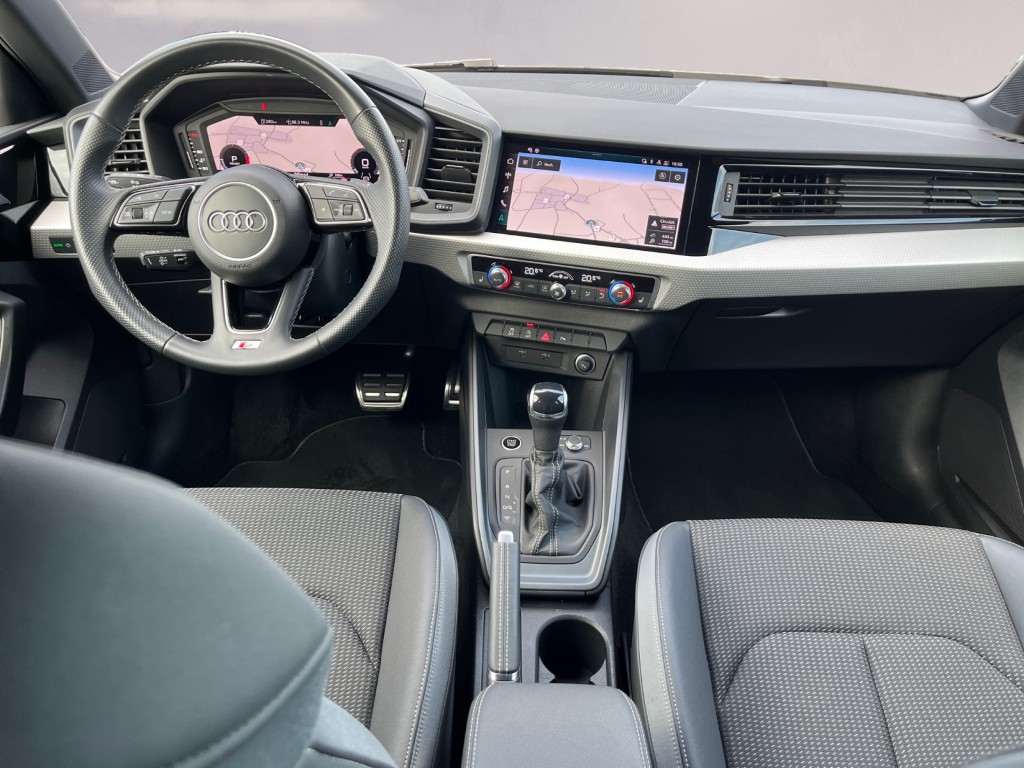 AUDI A1 Sportback 30 TFSI S Line Attraction S-tronic-image-11