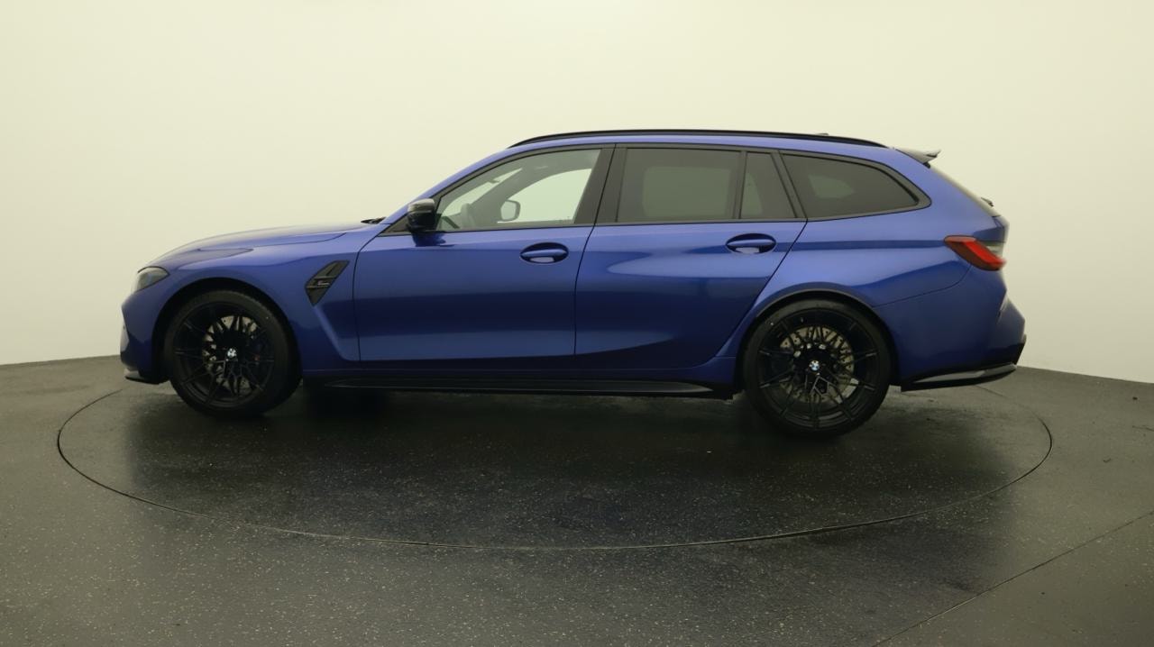 BMW M3 Touring xDrive Competition M-showroom-element-1