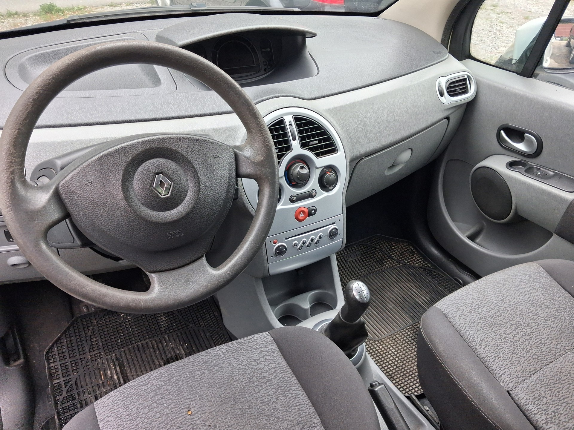 RENAULT Modus 1.2 16V T Dynamique-image-4