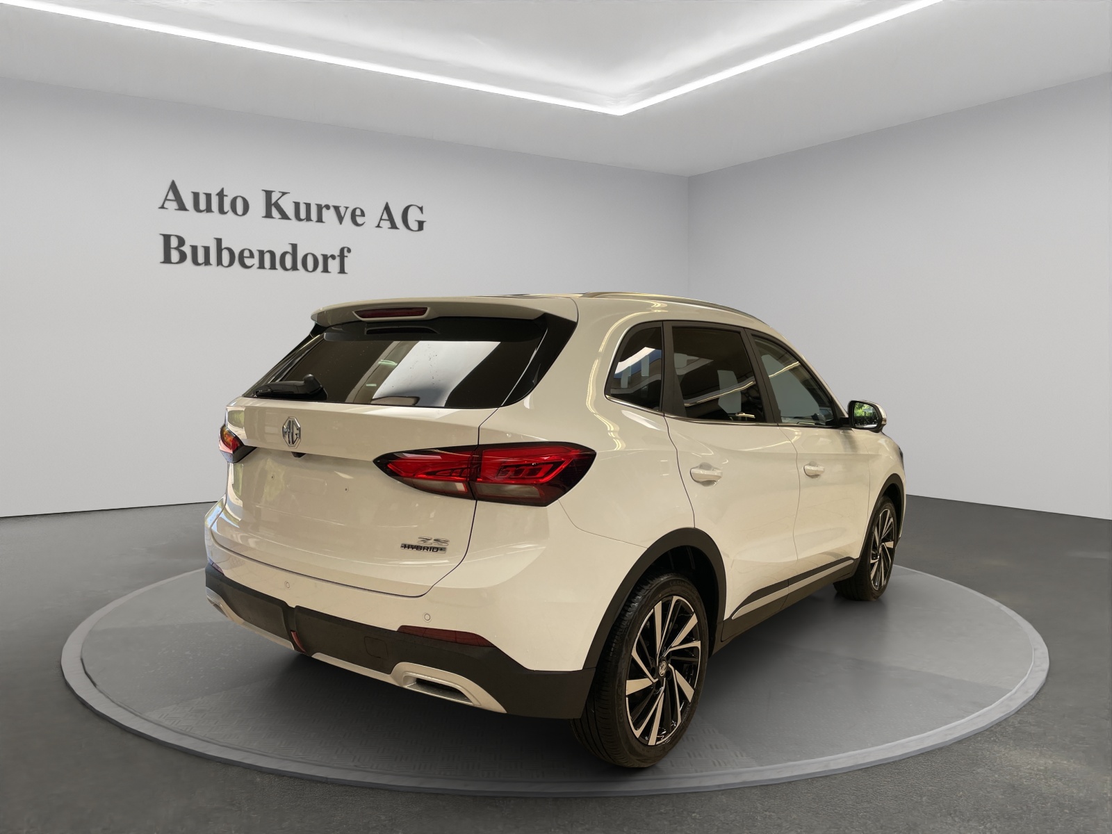 MG ZS 1.5 Hybrid+ Luxury-showroom-element-2