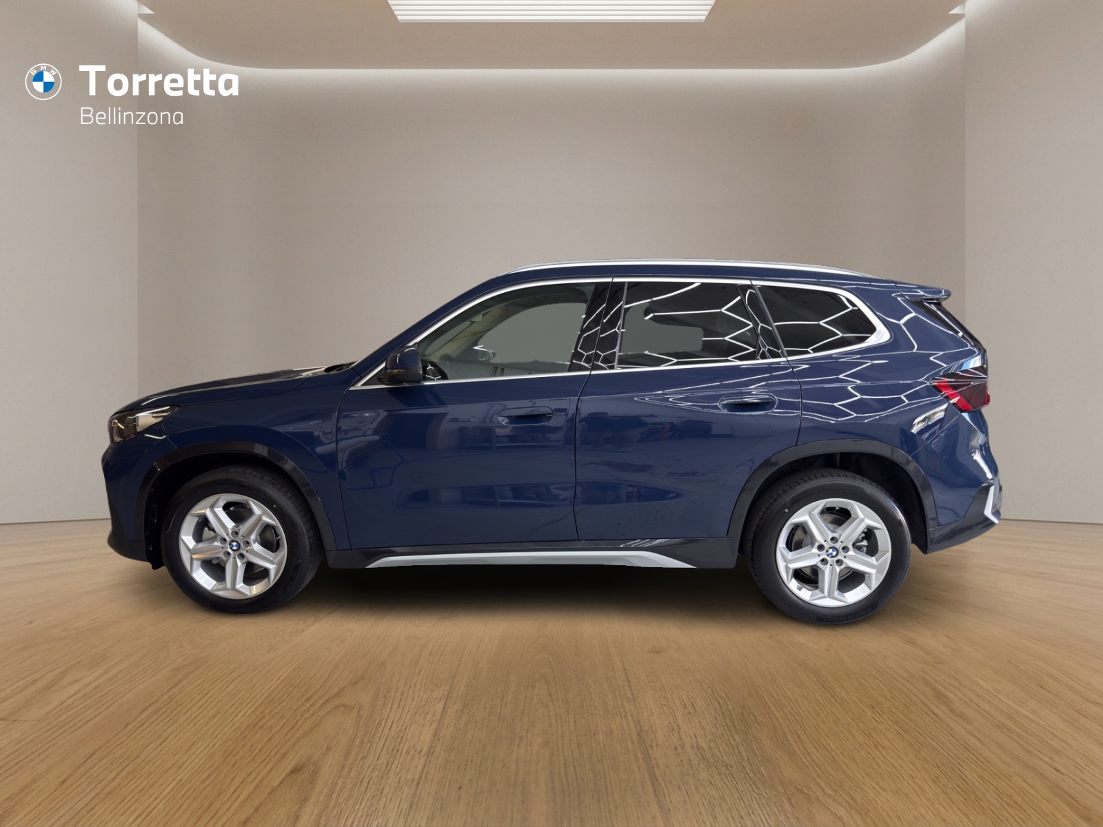 BMW X1 xDrive 20d 48V xLine-image-1