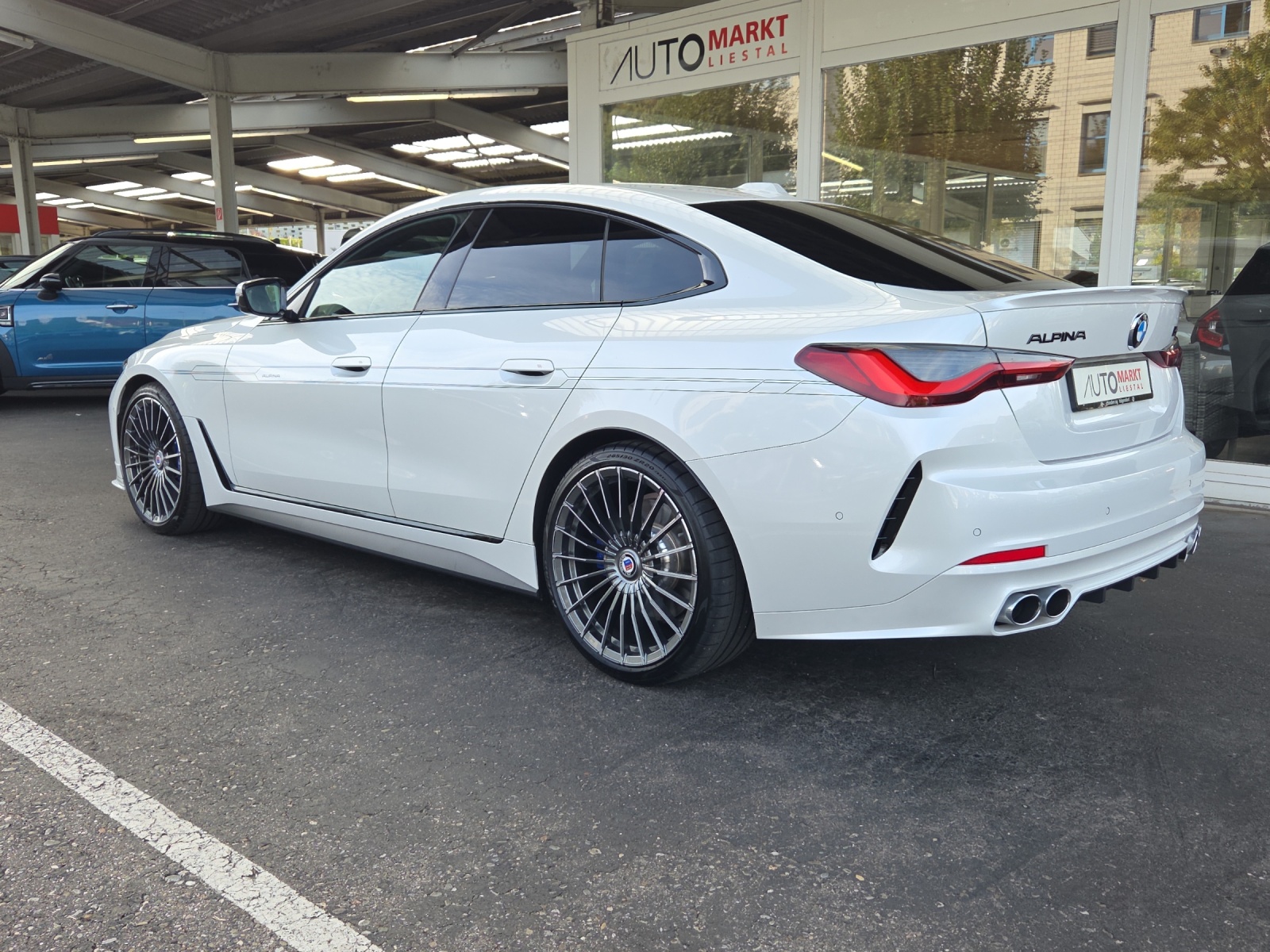 BMW-ALPINA B4 Gran Coupé 3.0 xDrive S-Tronic-showroom-element-2