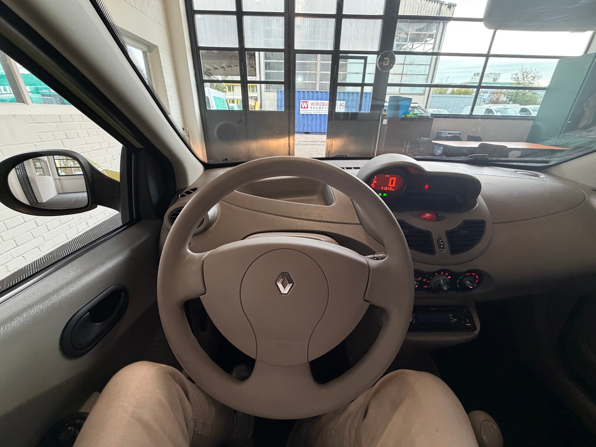 RENAULT Twingo 1.2 Expression-image-9