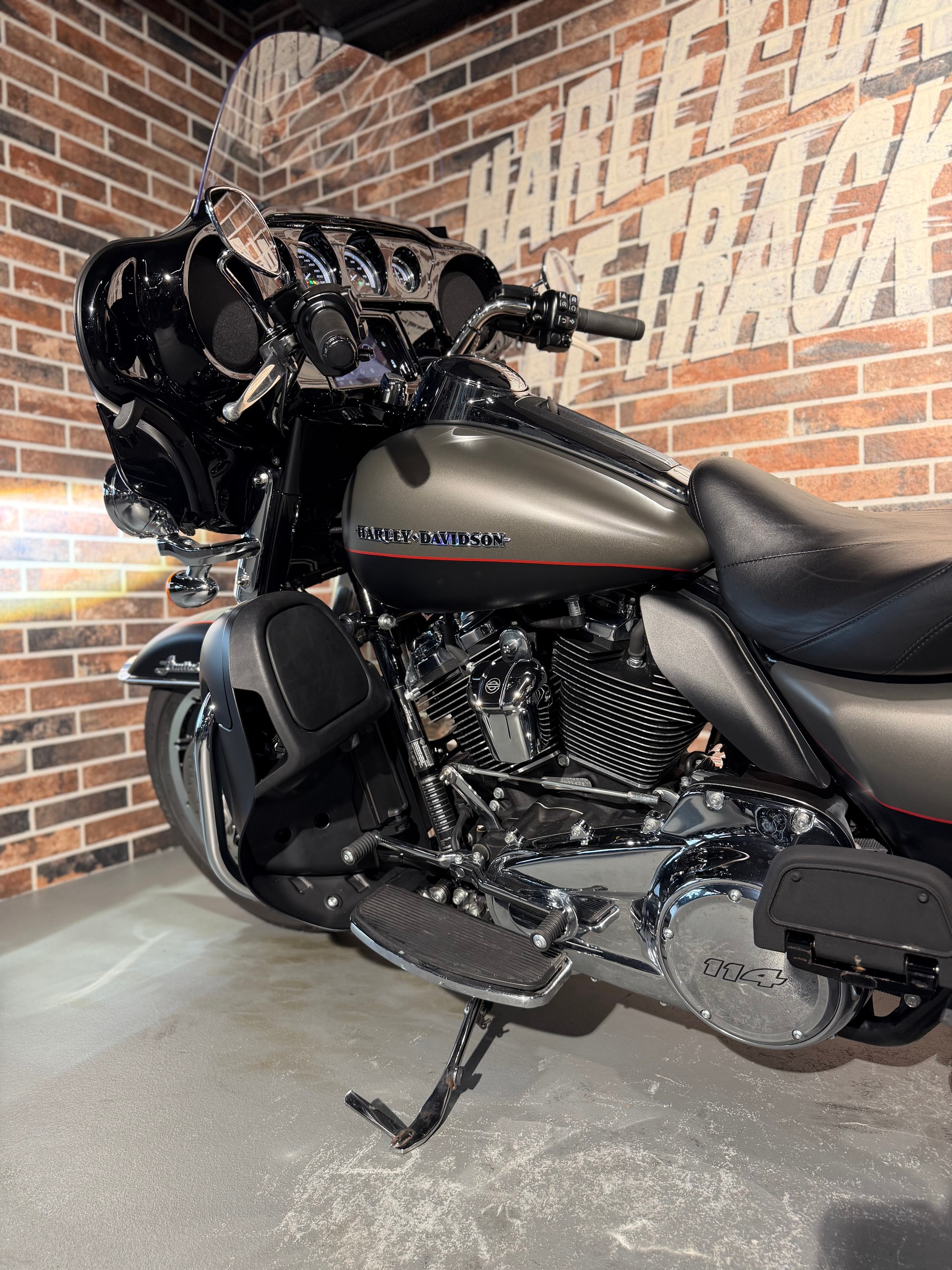 HARLEY-DAVIDSON FLHTK Electra Glide Ultra Limited 114-image-4
