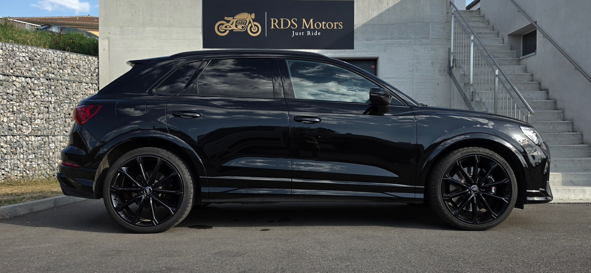AUDI RSQ3 2.5 TFSI quattro S tronic 400 ch | Pano | Carbone | Full Black-image-5