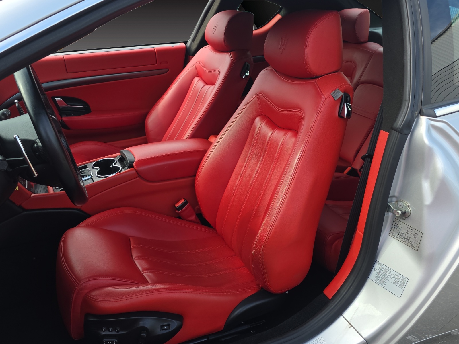 MASERATI GranTurismo Automatica-image-13