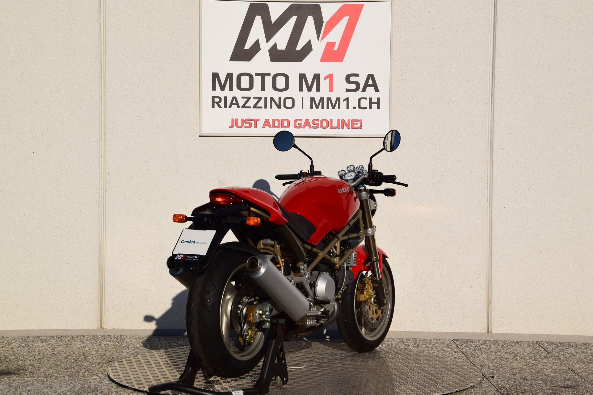 DUCATI Monster 900-image-4