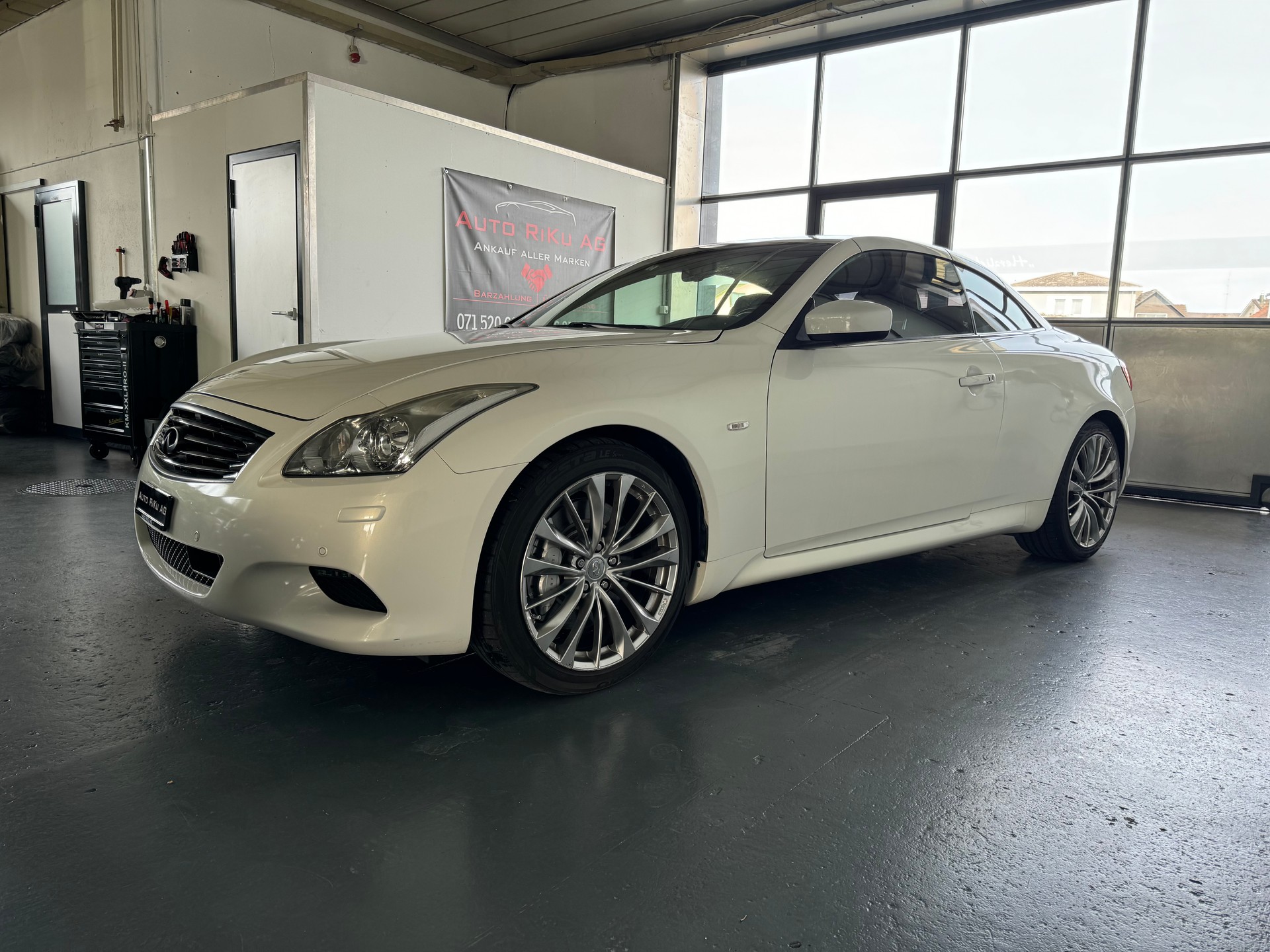 INFINITI G37 Cabrio GT Premium Automatic-image-9